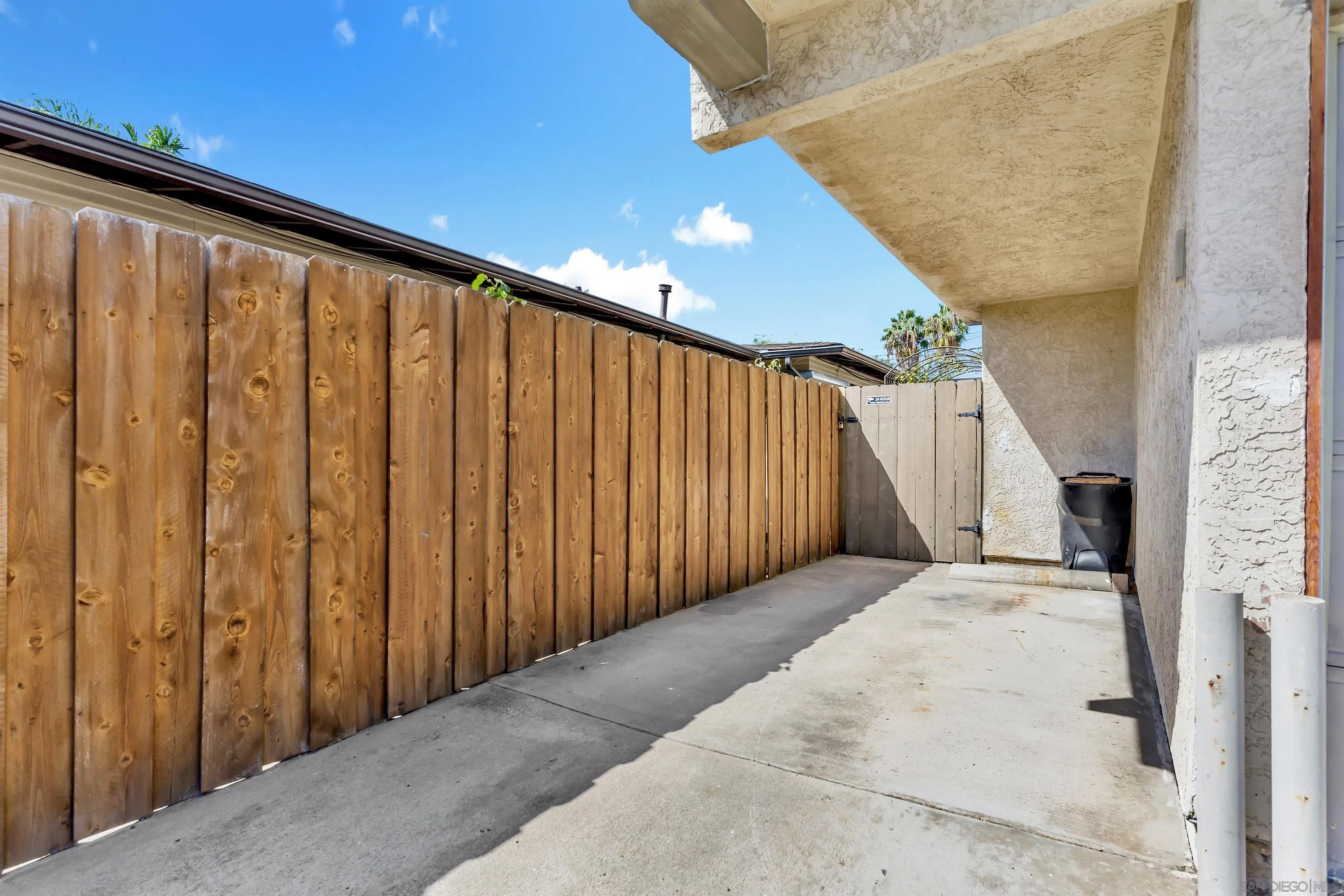 https://cdn.realtyfeed.com/cdn/127/260023011/b37b0c72e486be0d3a01494ca555579d.webp