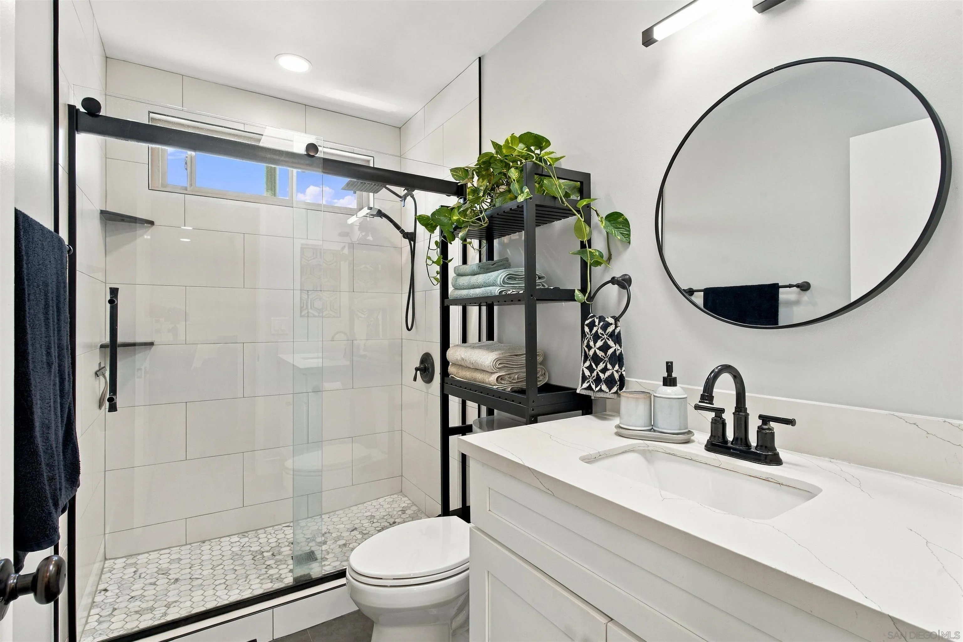https://cdn.realtyfeed.com/cdn/127/260023011/e718b1b3ace505ef5f4ad11bd5dc2ef0.webp