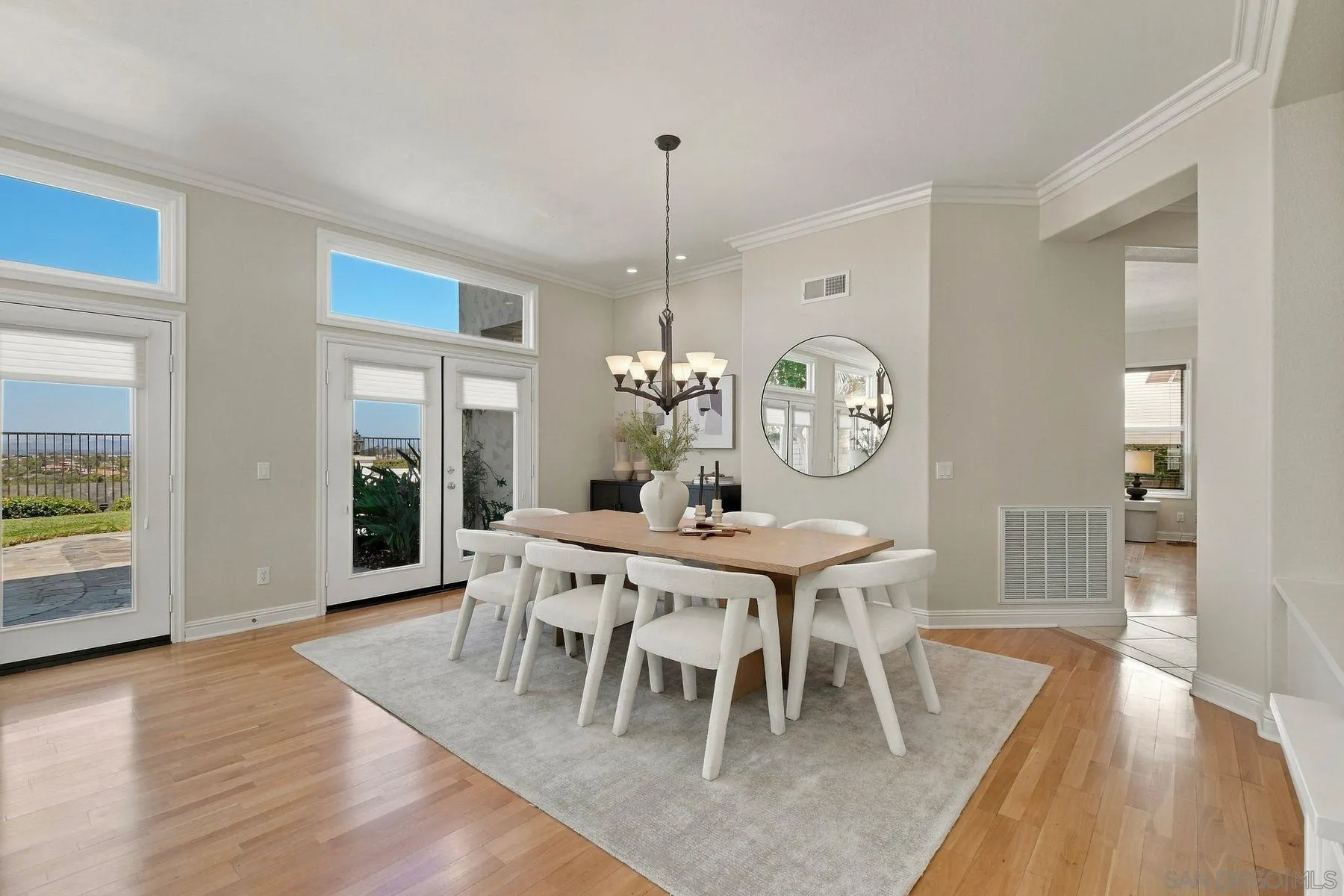 https://cdn.realtyfeed.com/cdn/127/260023014/830e5cdeee13643e76f007cdb1b37f8f.webp