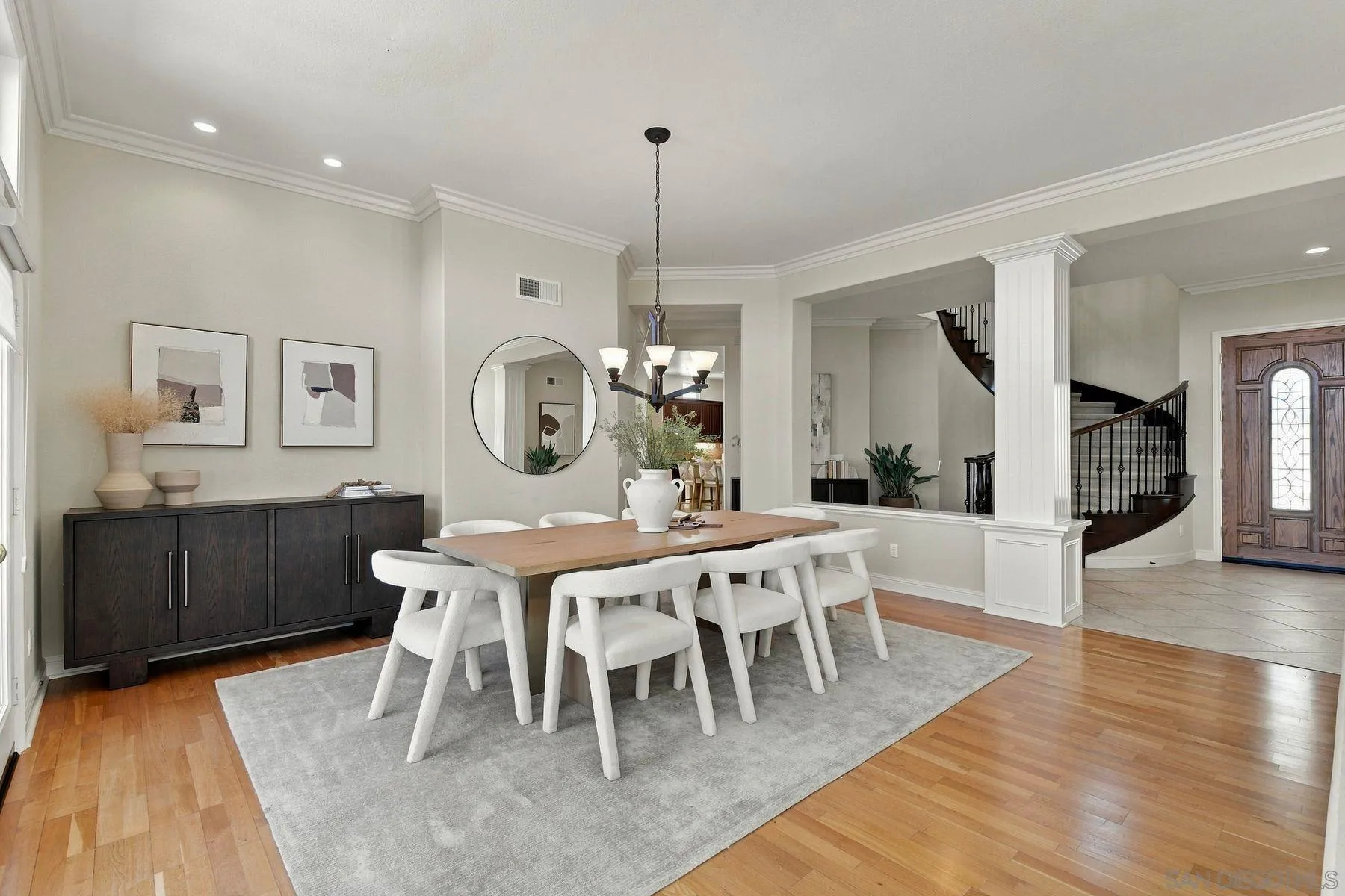 https://cdn.realtyfeed.com/cdn/127/260023014/fe2c42e182d5283e1d508fcde71622d8.webp