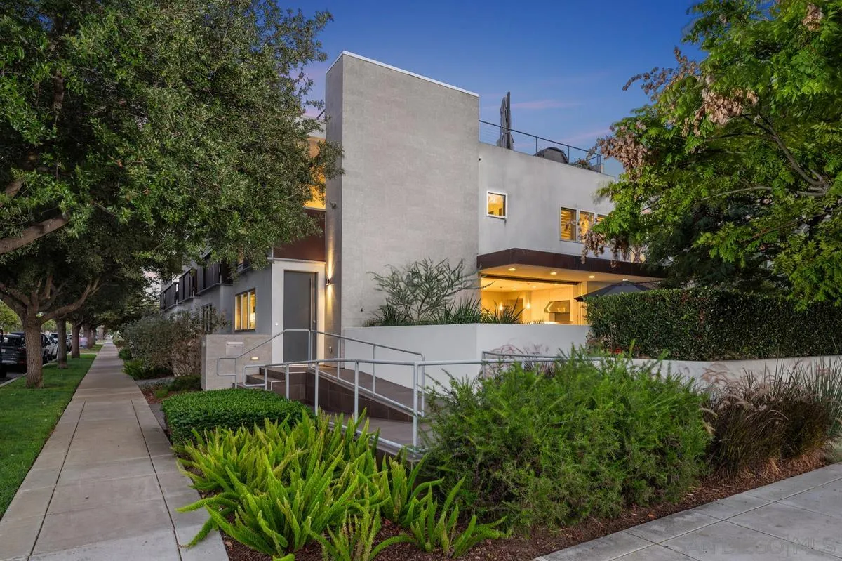 700 7th St, Coronado, CA 92118 - Main photo, Coronado, CA