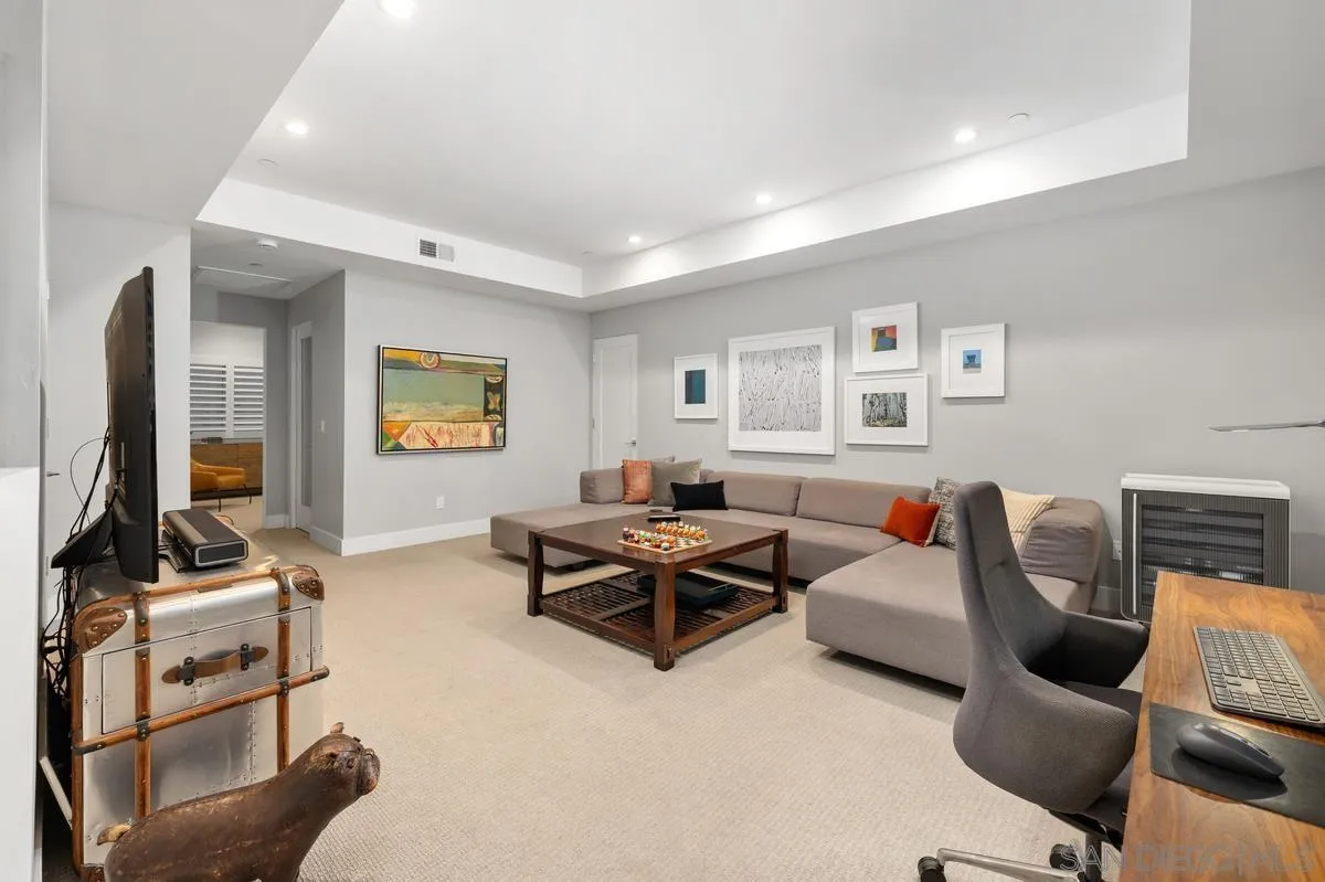 https://cdn.realtyfeed.com/cdn/127/260023016/f1a75928a8e8694fe705144ee3a8f8b9.webp