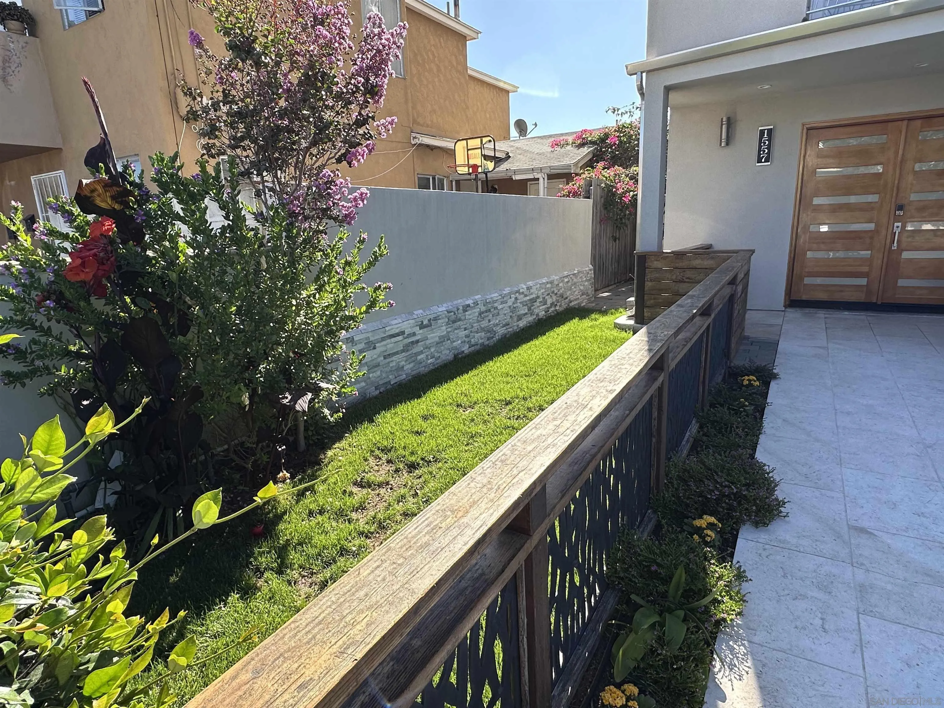 1557 Evergreen Street, San Diego, CA 92106 - Photo 2 of 35, San Diego, CA