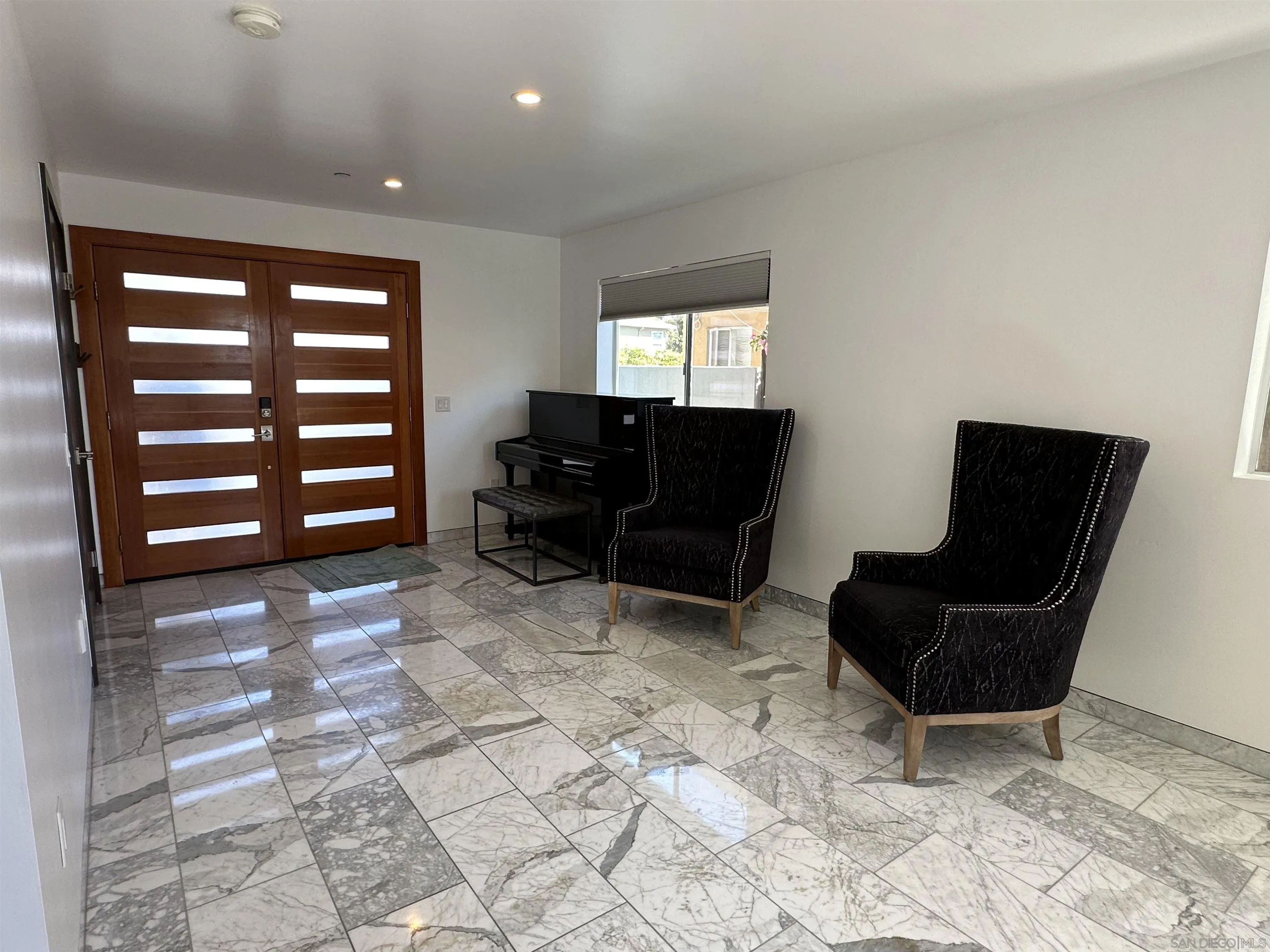 1557 Evergreen Street, San Diego, CA 92106 - Photo 4 of 35, San Diego, CA