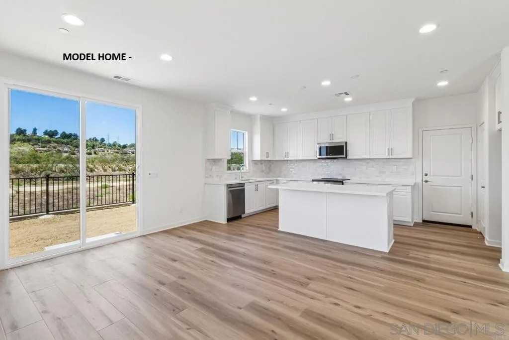 777 Kingbird Loop, Oceanside, CA 92058 - Photo 4 of 7, Oceanside, CA