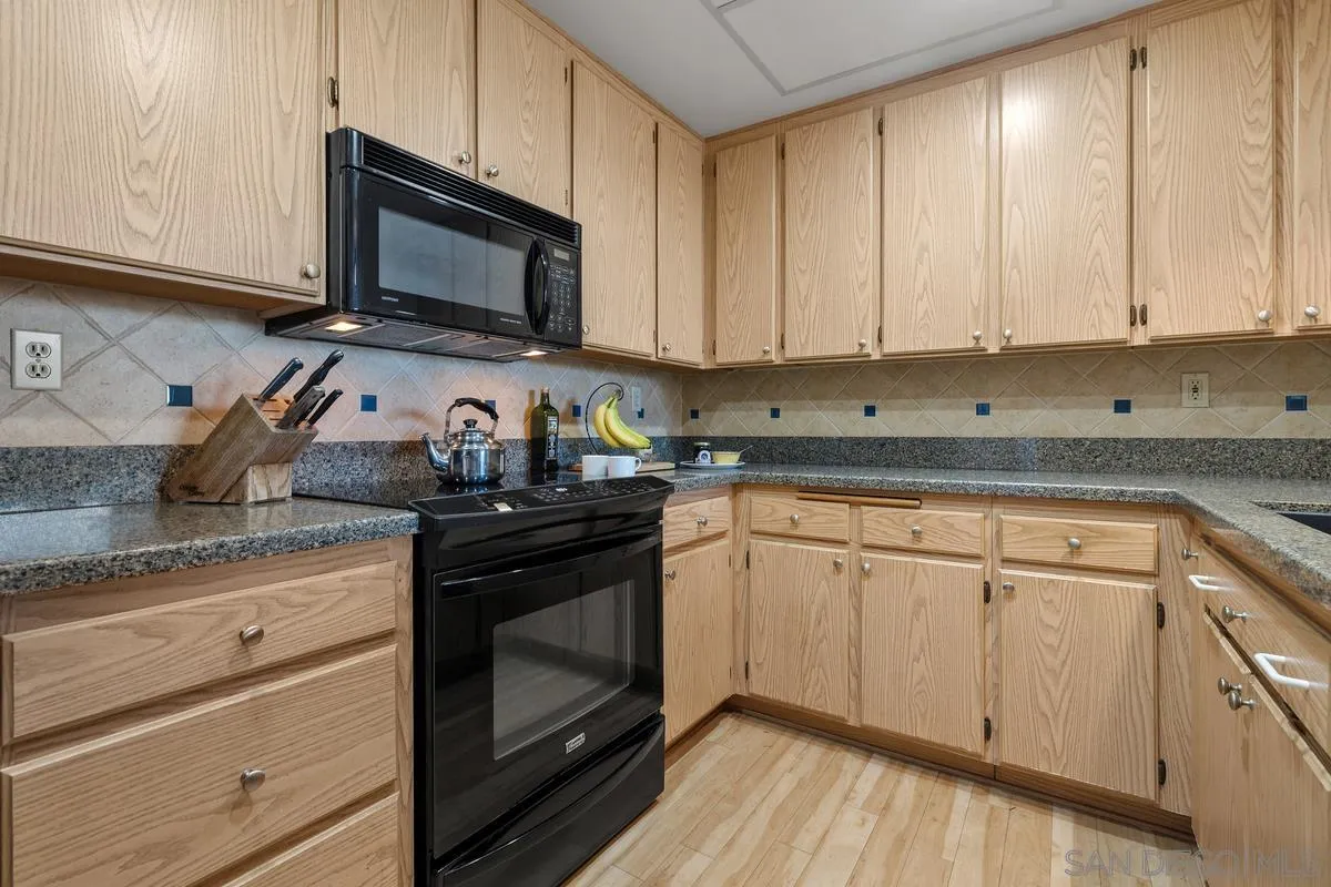 https://cdn.realtyfeed.com/cdn/127/260023024/90c38577119858fd44ee0feeb5eb37d4.webp