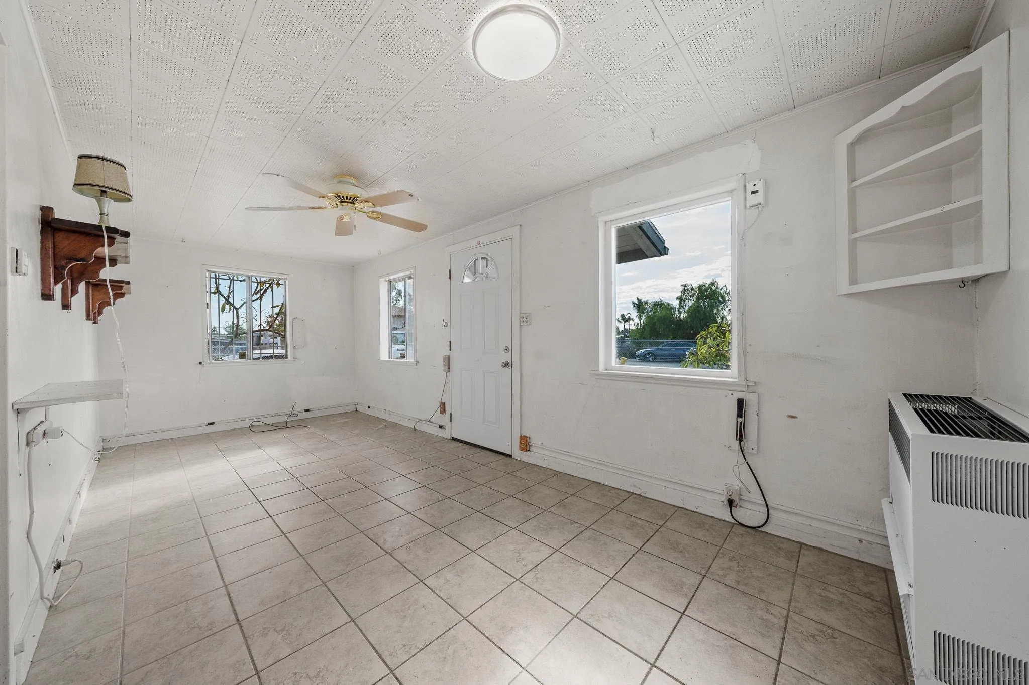 https://cdn.realtyfeed.com/cdn/127/260023030/4dc52160c8685412e2beee59ade4a9ff.webp