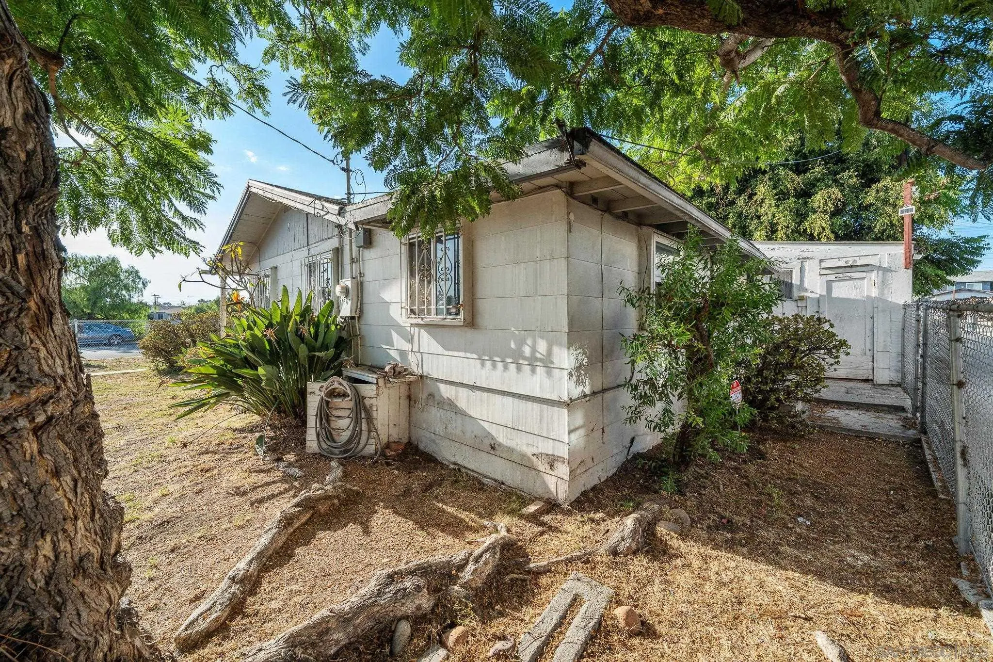 https://cdn.realtyfeed.com/cdn/127/260023030/c0aef5147f4916c86a215deeb1385ec2.webp