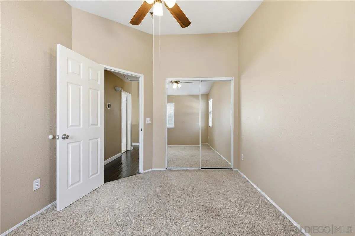 https://cdn.realtyfeed.com/cdn/127/260023031/579fb1779890feb40891ba31c2c11d60.webp