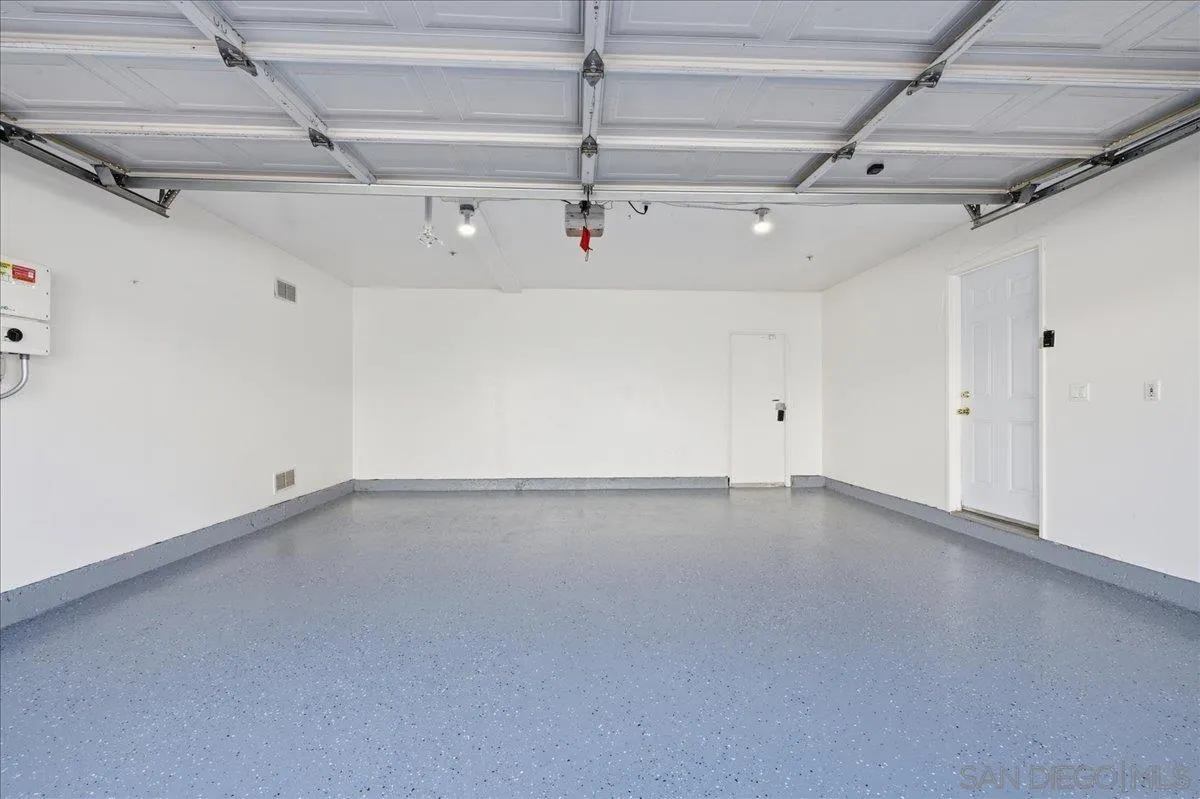 https://cdn.realtyfeed.com/cdn/127/260023031/64e27cd292e61a5de649ace8cb38fa17.webp