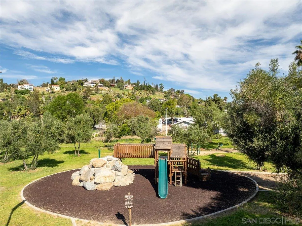 https://cdn.realtyfeed.com/cdn/127/260023031/66c3ef5c527498d647b76e4da011ac1b.webp