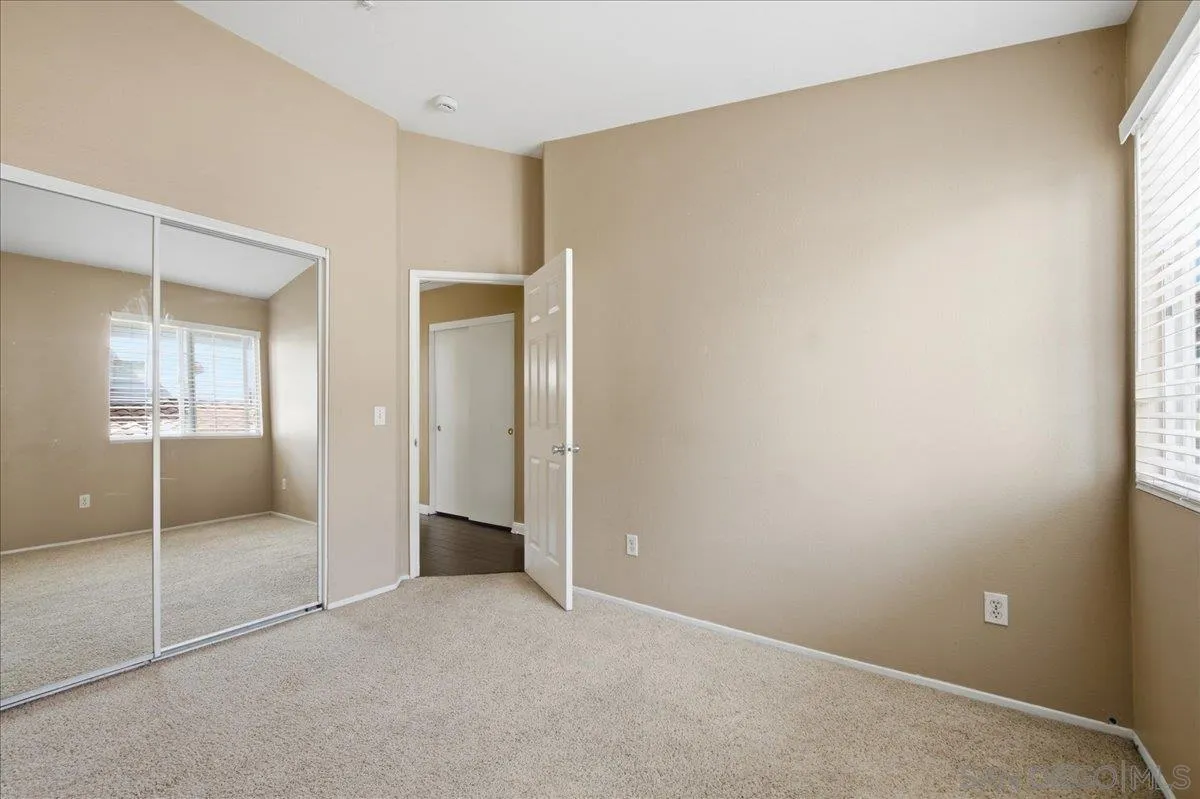 https://cdn.realtyfeed.com/cdn/127/260023031/b462950b72a3489086ab8dfb5449a761.webp