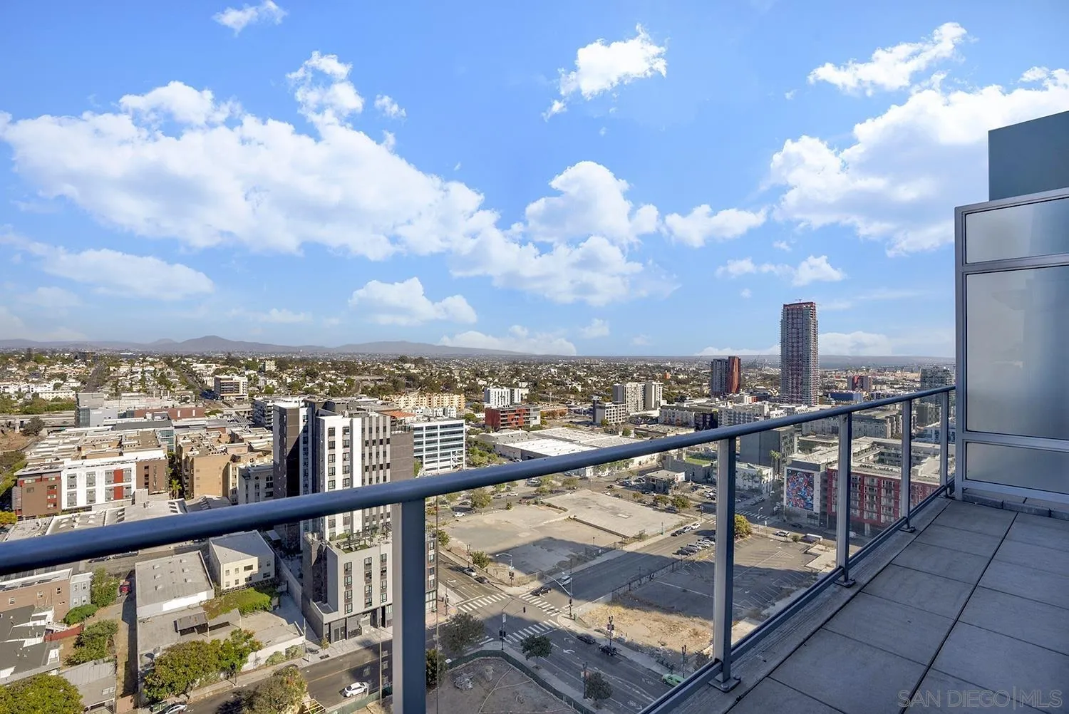 https://cdn.realtyfeed.com/cdn/127/260023032/0fed5b1515bff3e73ea587be651fd109.webp
