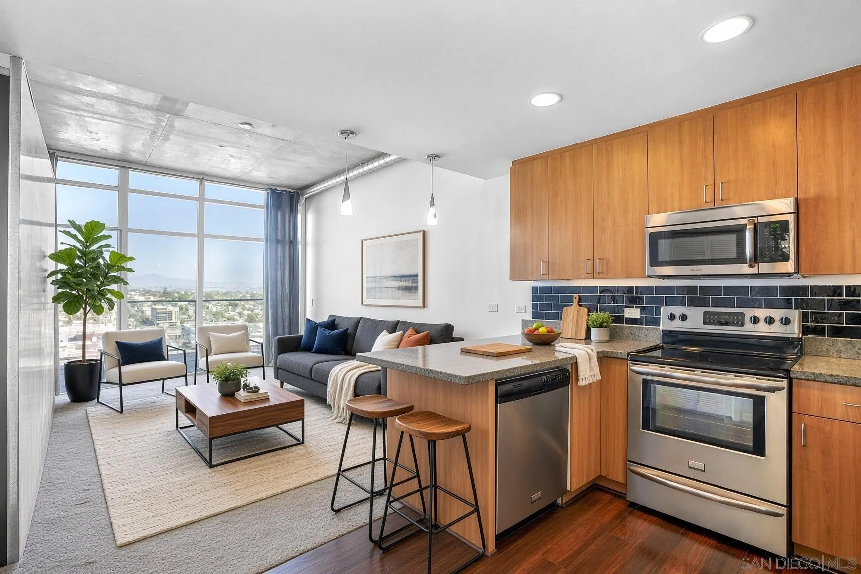 https://cdn.realtyfeed.com/cdn/127/260023032/63f772cfec628c6bd243eb9d36d76050.webp