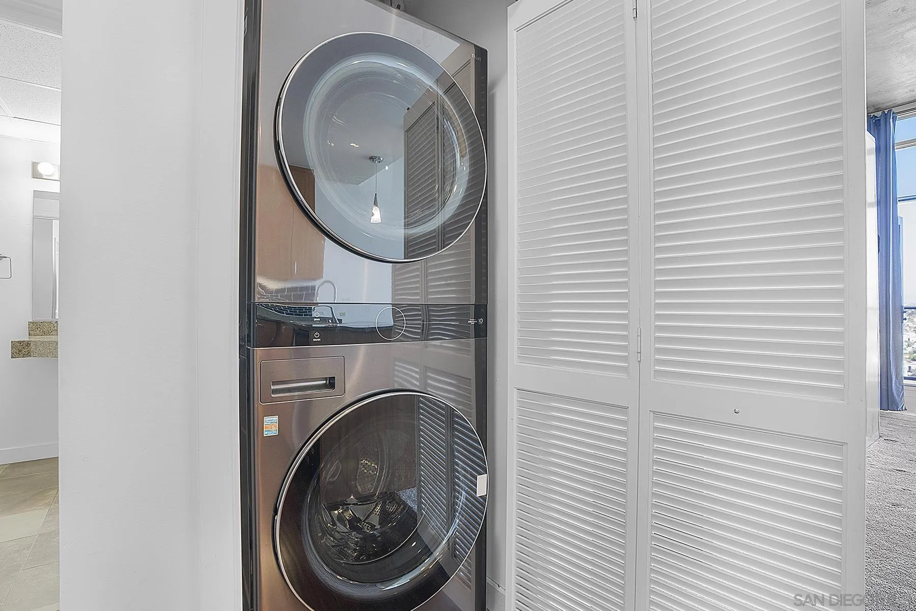 https://cdn.realtyfeed.com/cdn/127/260023032/a0165f068a9d0bf4866ee79d32598ed5.webp