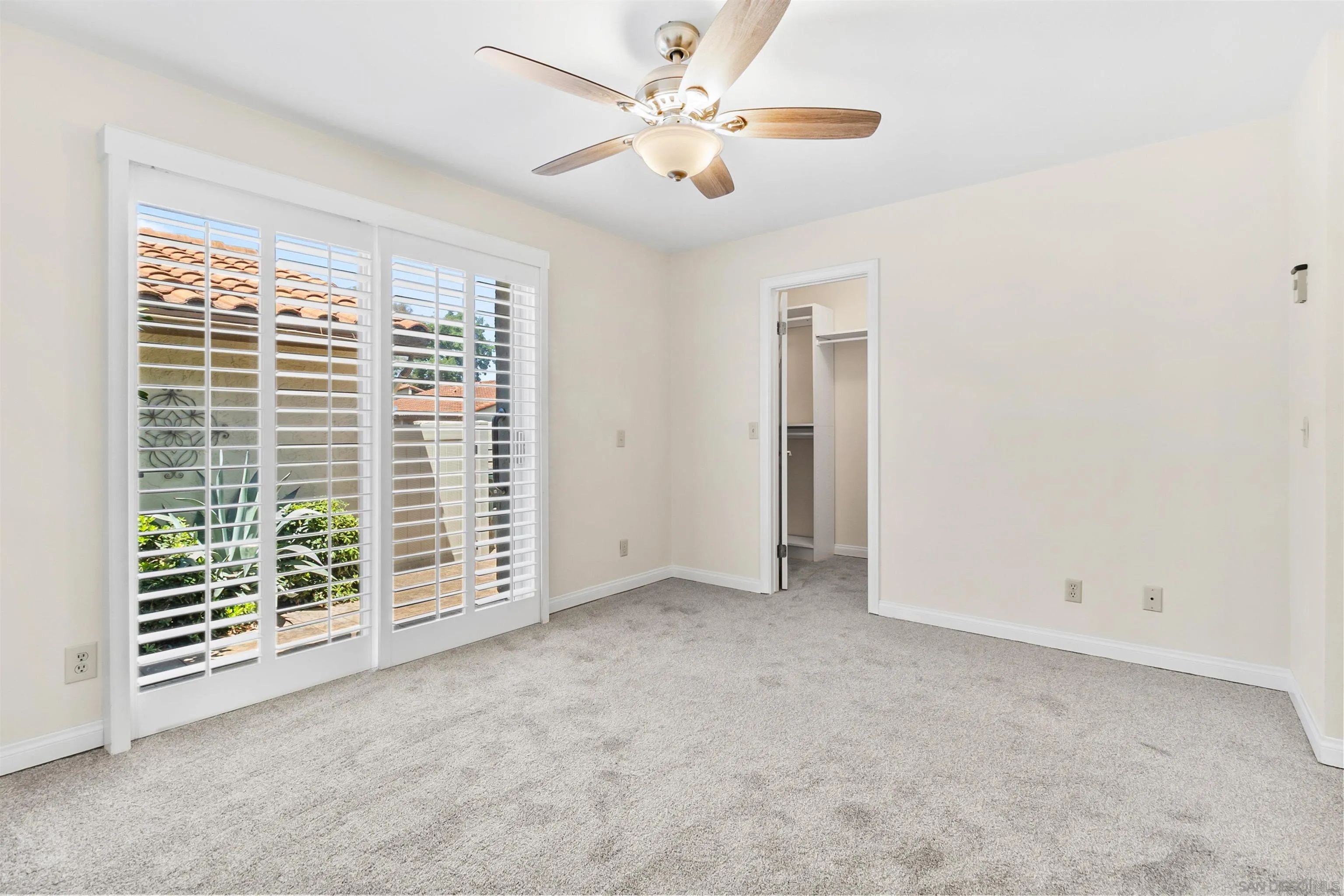 https://cdn.realtyfeed.com/cdn/127/260023037/833f54fca902bb1d1a7b74124f6f88b2.webp