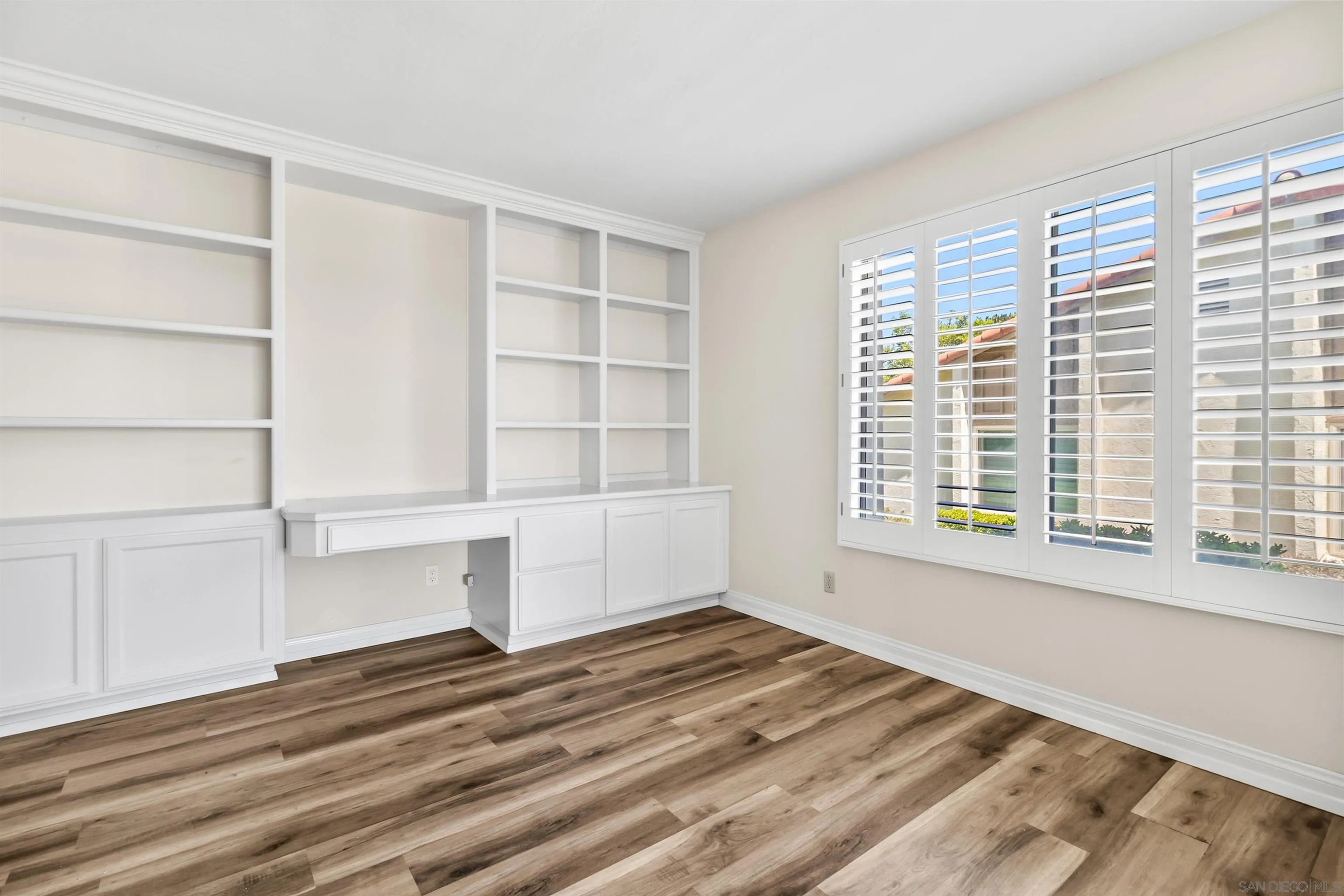 https://cdn.realtyfeed.com/cdn/127/260023037/9650b7d92673fa936230e66278652051.webp