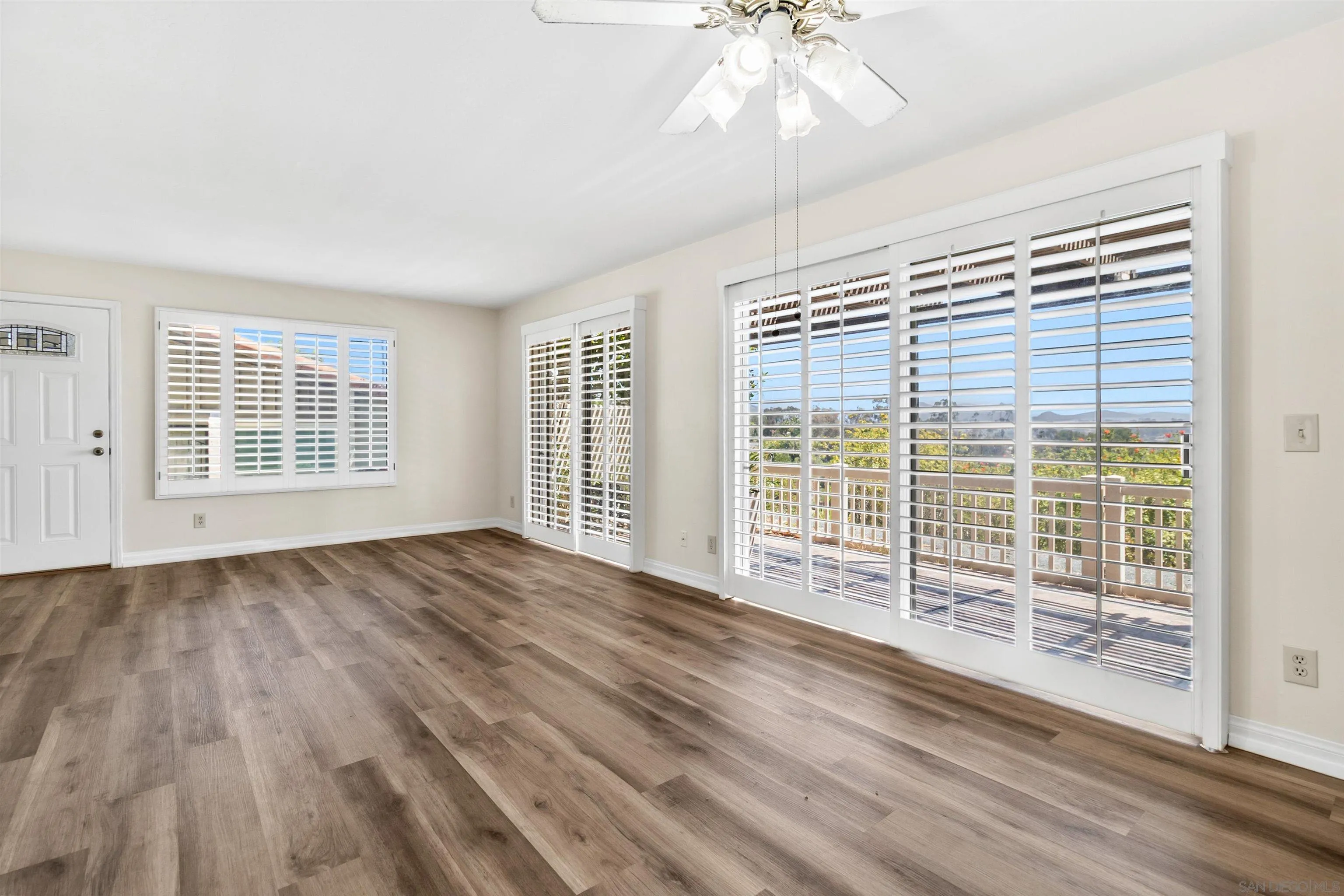 https://cdn.realtyfeed.com/cdn/127/260023037/d6af55ad450924deda2a39ecea7c5100.webp