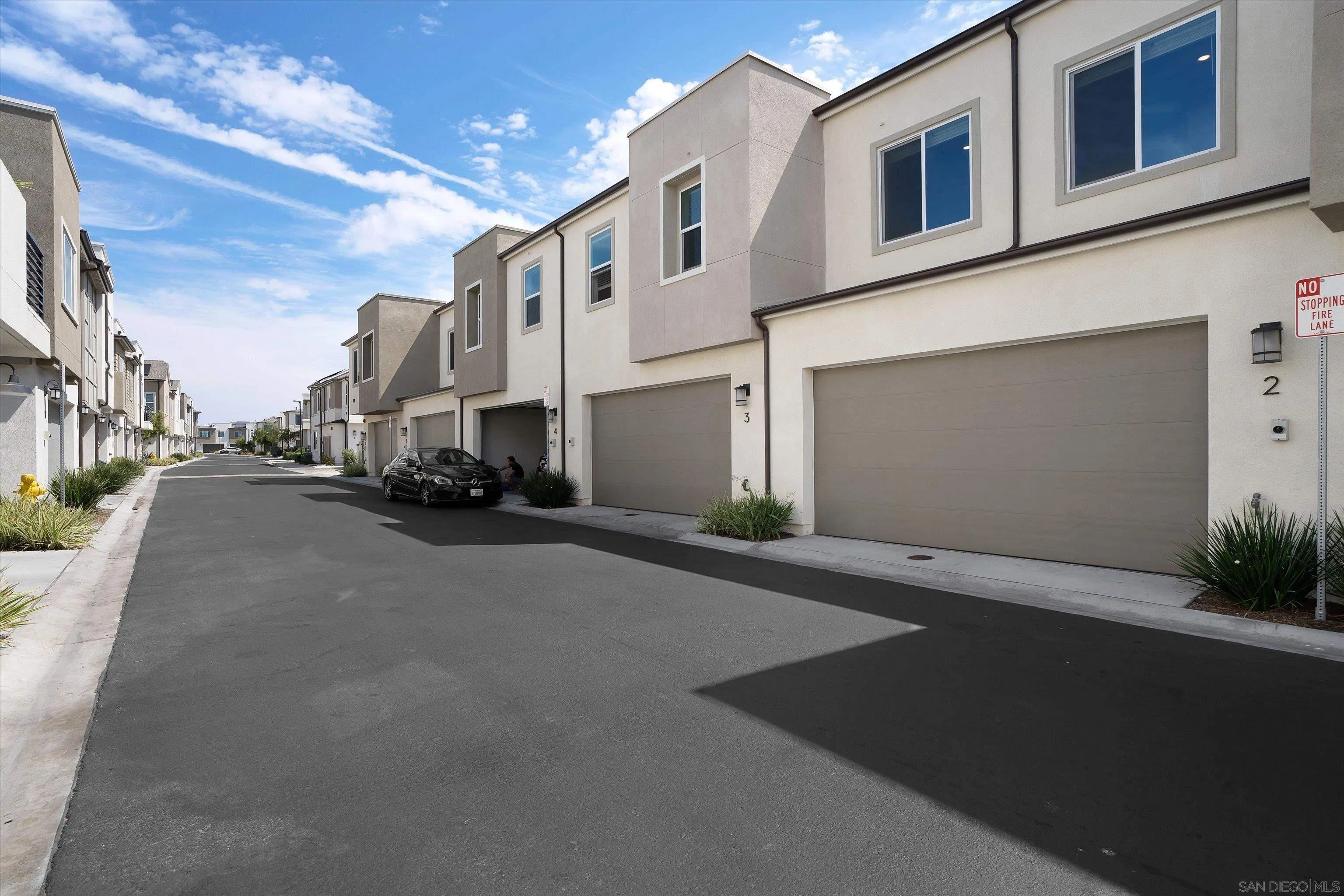 https://cdn.realtyfeed.com/cdn/127/260023040/674e732362e87c8a481086b858730cc0.webp