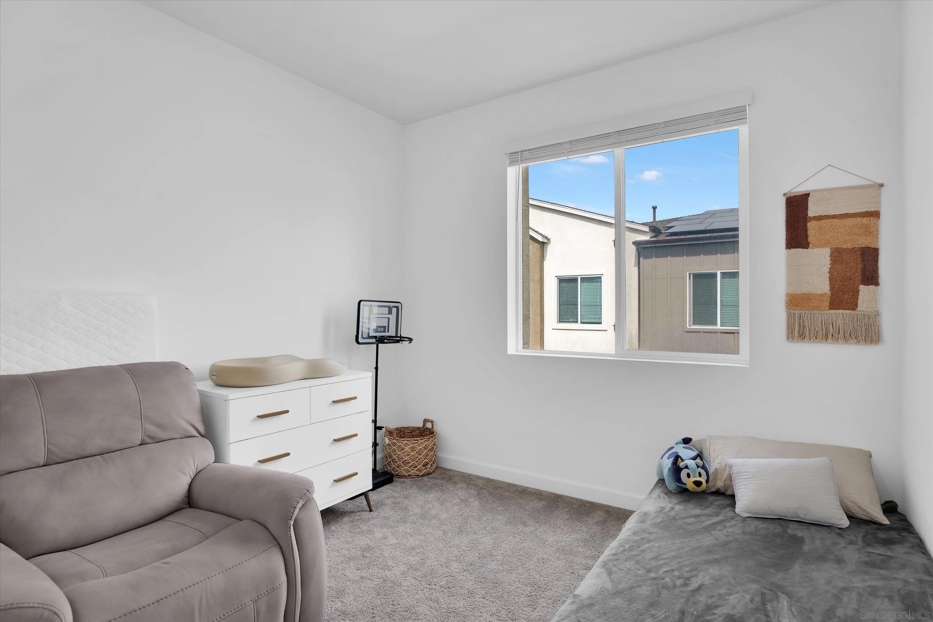 https://cdn.realtyfeed.com/cdn/127/260023040/6e0ace13e274da079646fc8011d806e3.webp