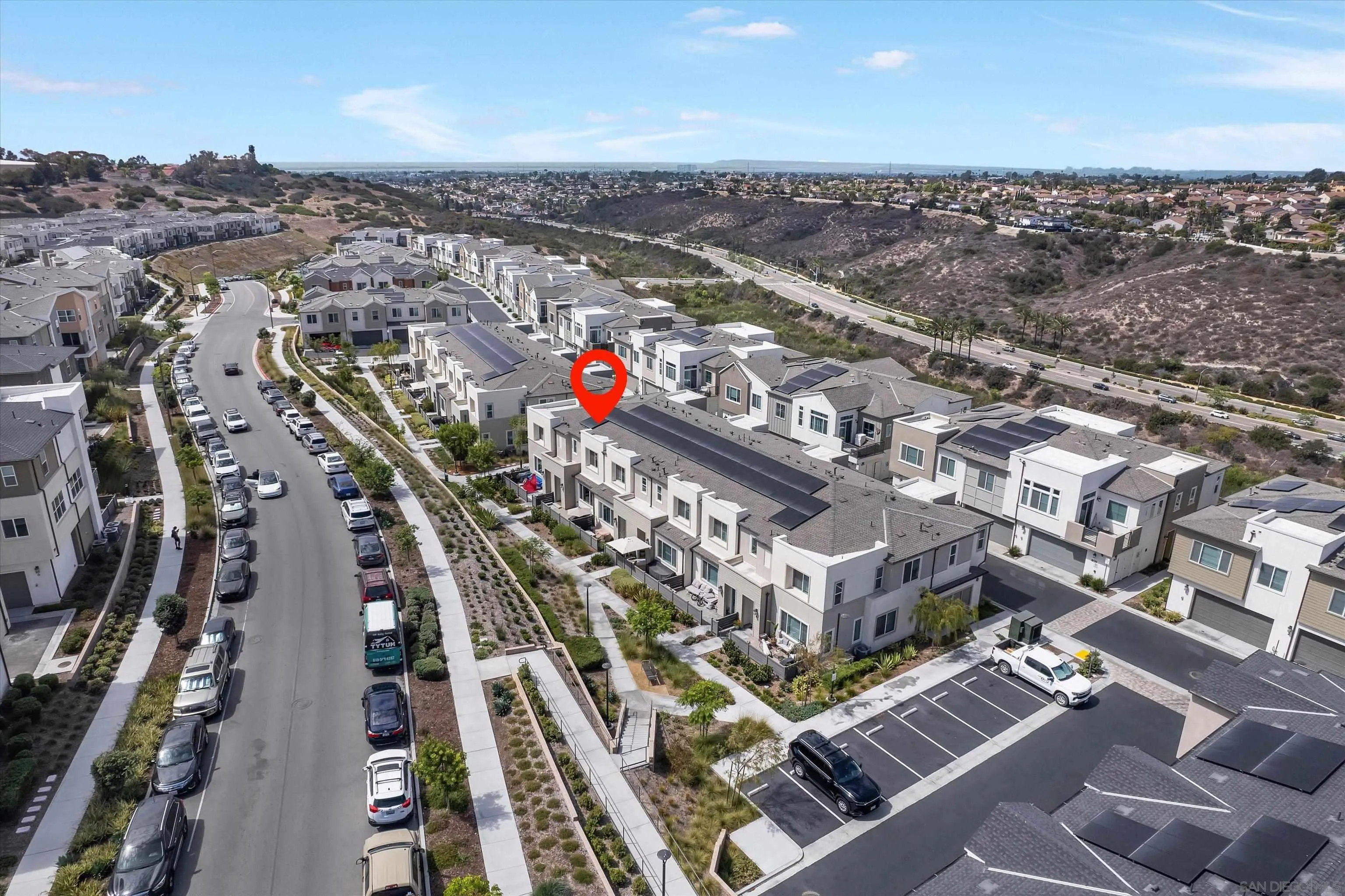 https://cdn.realtyfeed.com/cdn/127/260023040/ab960a38d3e599461b640c9d7cdd1797.webp