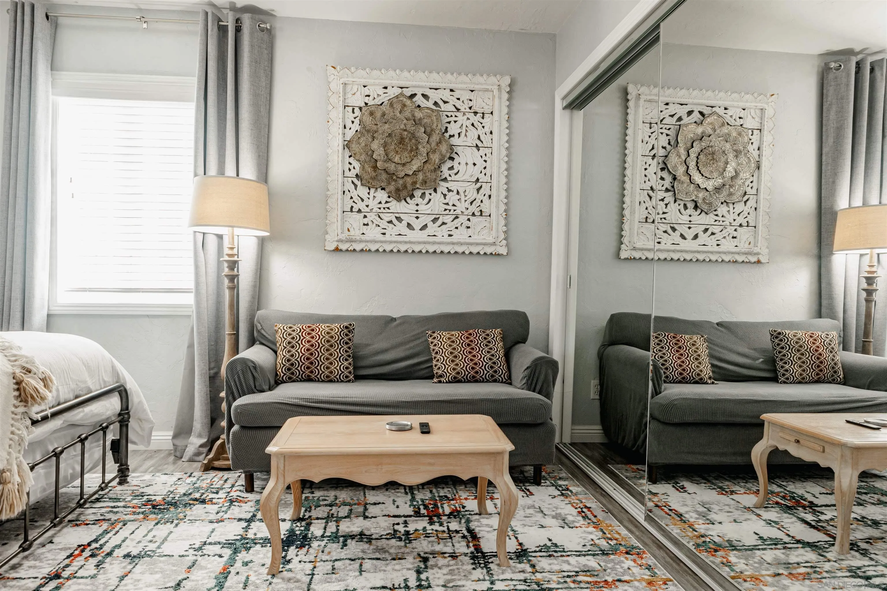 https://cdn.realtyfeed.com/cdn/127/260023045/70825c6b3ade475c11df9729285facc3.webp