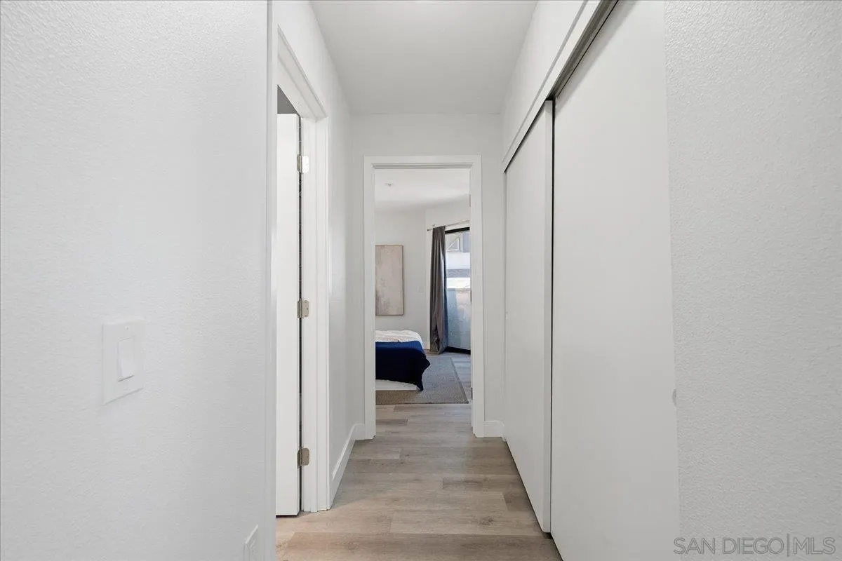 https://cdn.realtyfeed.com/cdn/127/260023046/8351eb0959a0de523269d5281888d3e7.webp
