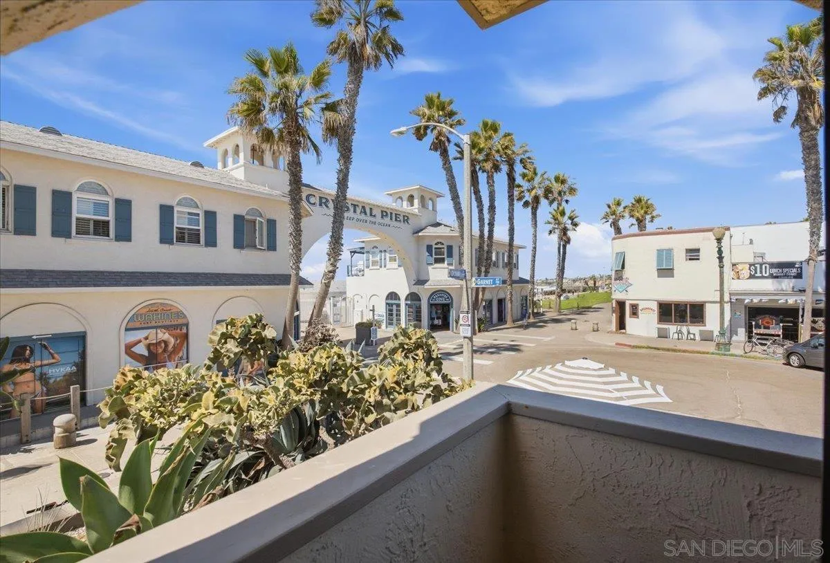 https://cdn.realtyfeed.com/cdn/127/260023046/ca4f69fa36f91ccef43f03155426b44d.webp