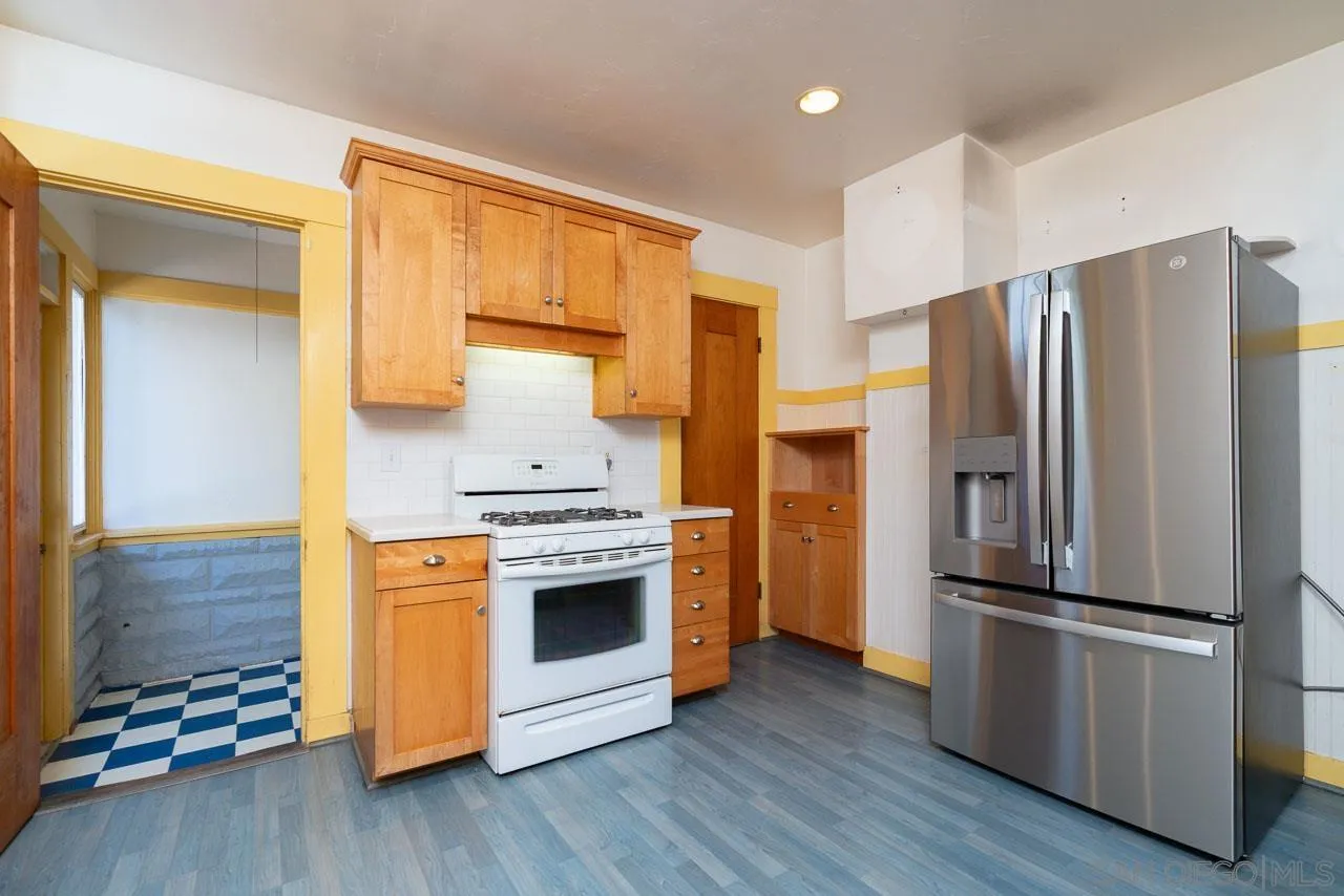 https://cdn.realtyfeed.com/cdn/127/260023049/63467c8a337fed91598dc1c81beefa7c.webp