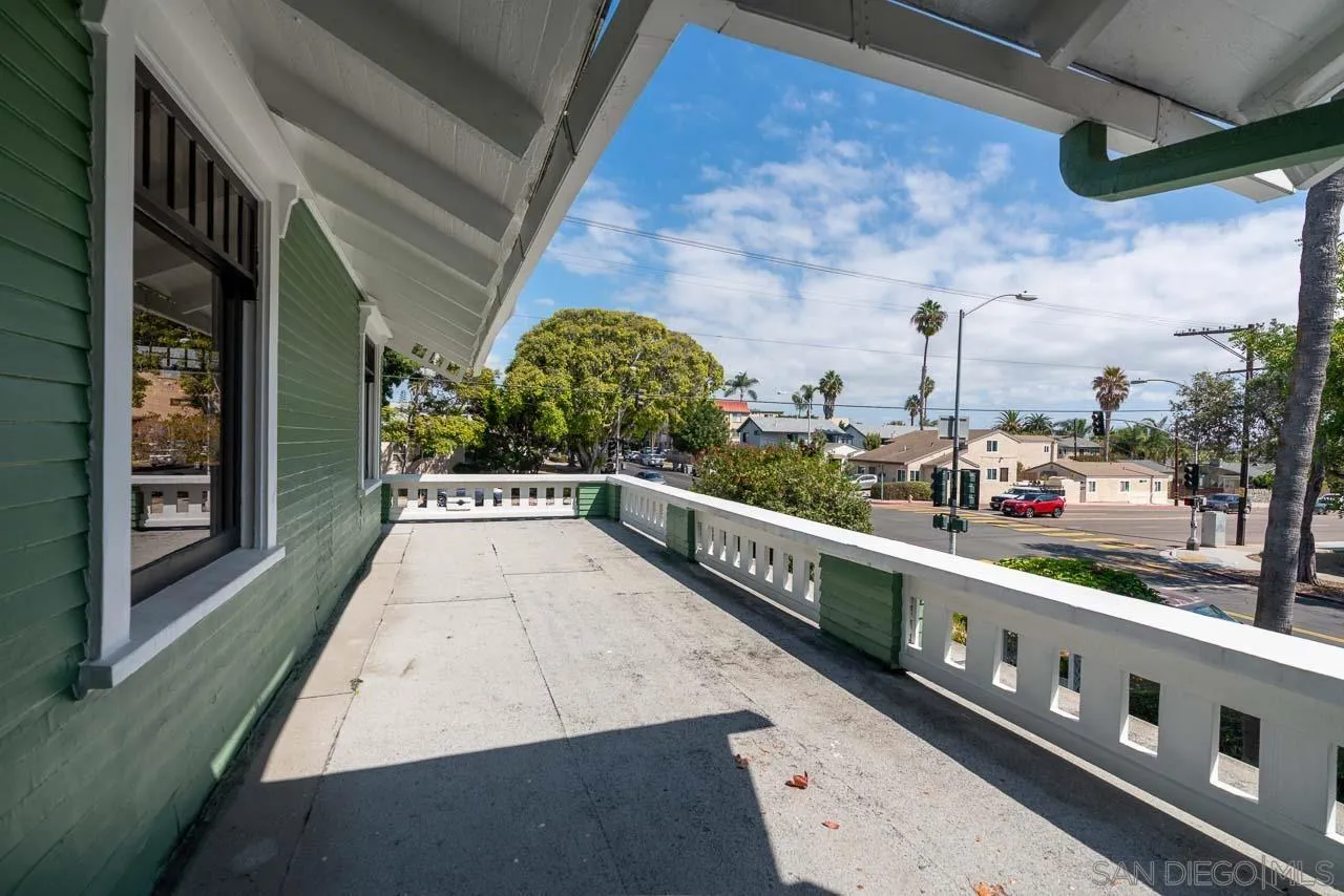 https://cdn.realtyfeed.com/cdn/127/260023049/8ea22da9f41359d31317610f1d0c8964.webp