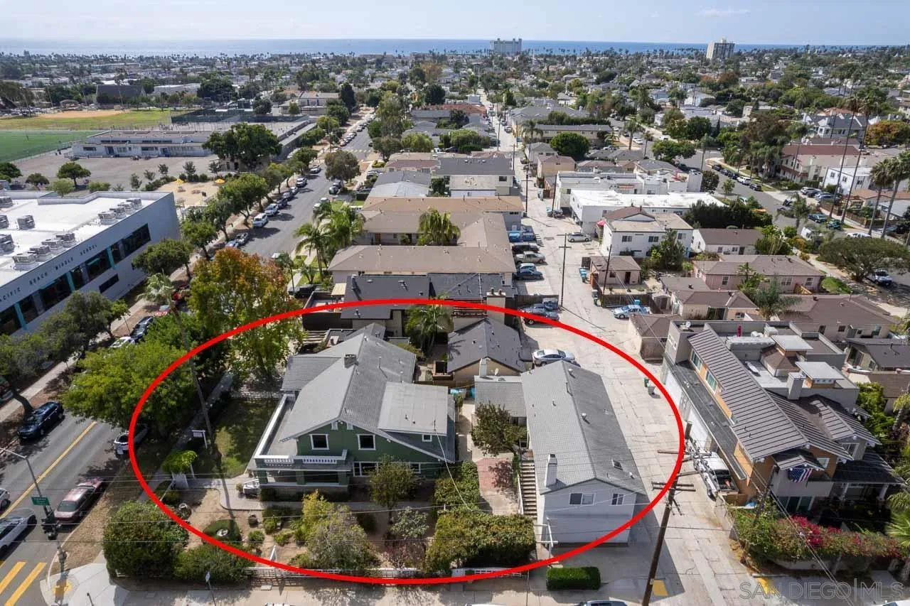 https://cdn.realtyfeed.com/cdn/127/260023049/921450b0023432cea6b32fd733483c04.webp