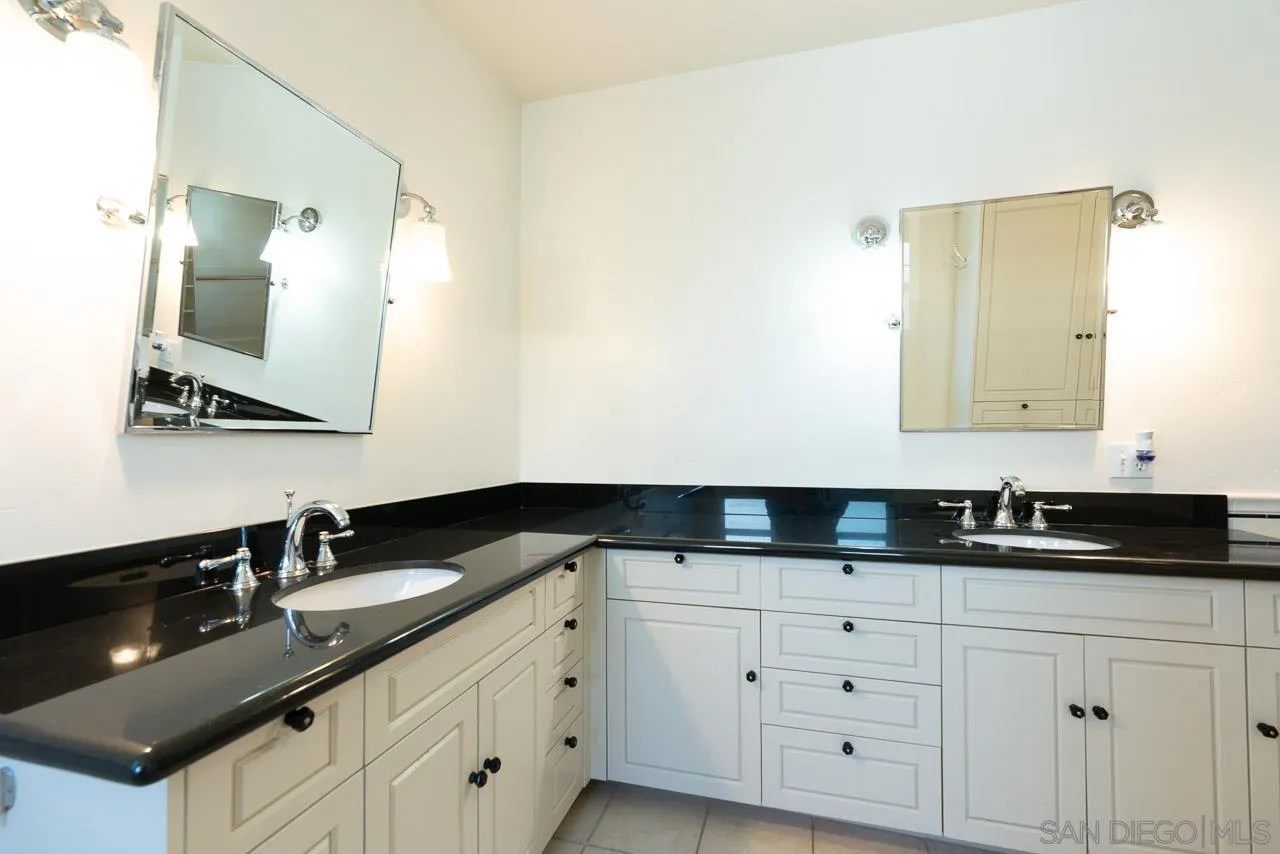 https://cdn.realtyfeed.com/cdn/127/260023049/9b0cdfe0dea66a2a323d053109d5084a.webp