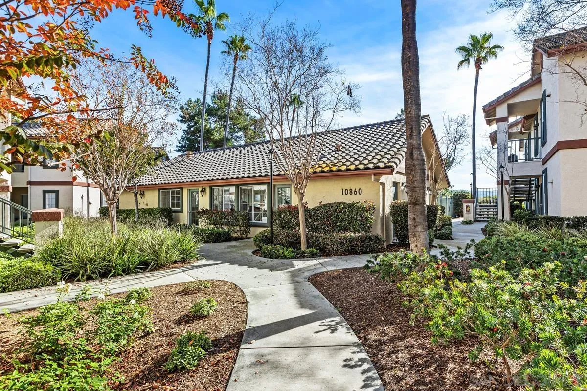 https://cdn.realtyfeed.com/cdn/127/260023050/6a8e03dc4e2a4f1268e609cd4e901bb1.webp