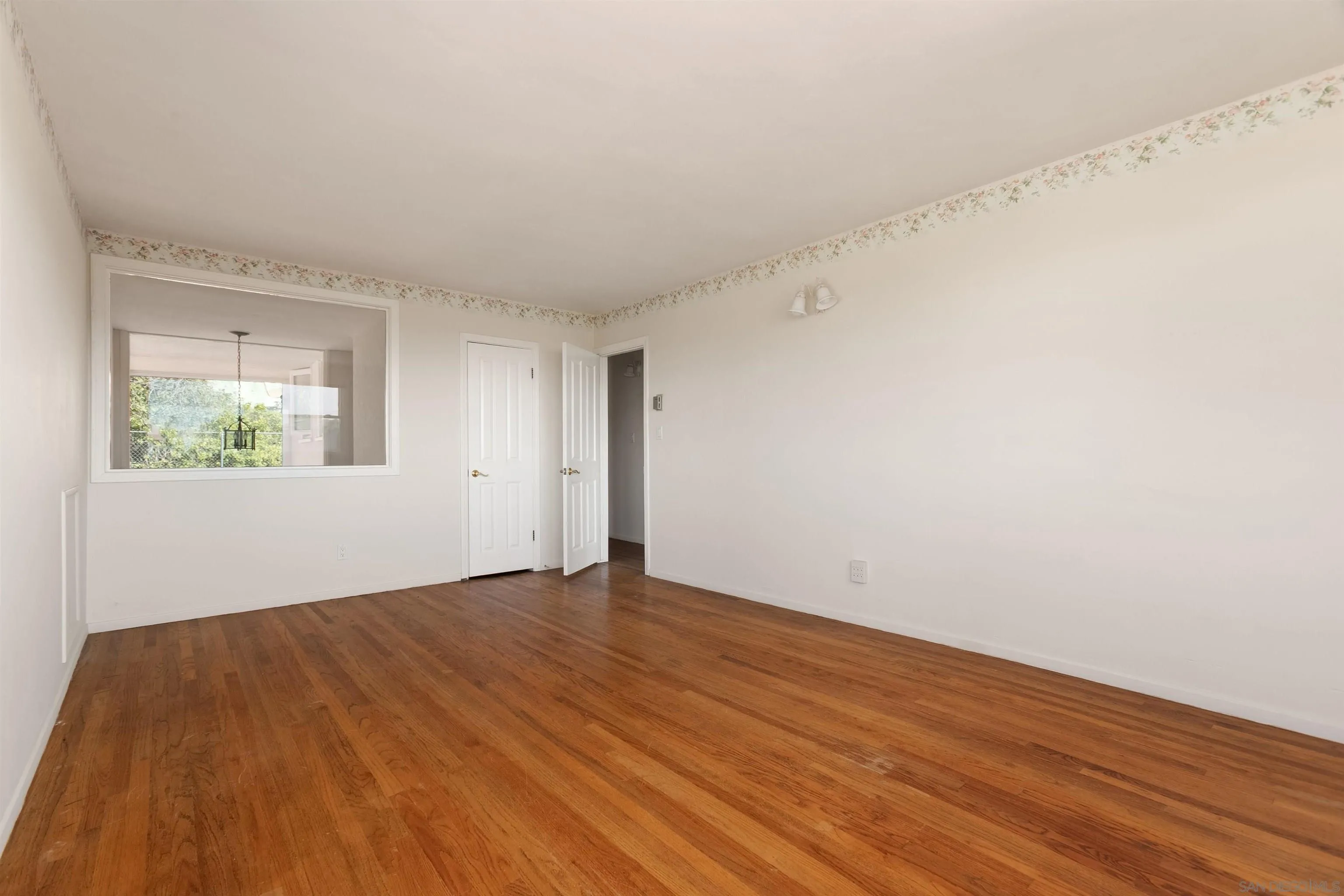 https://cdn.realtyfeed.com/cdn/127/260023054/0d6cb735db0213335c3e81588b73b646.webp
