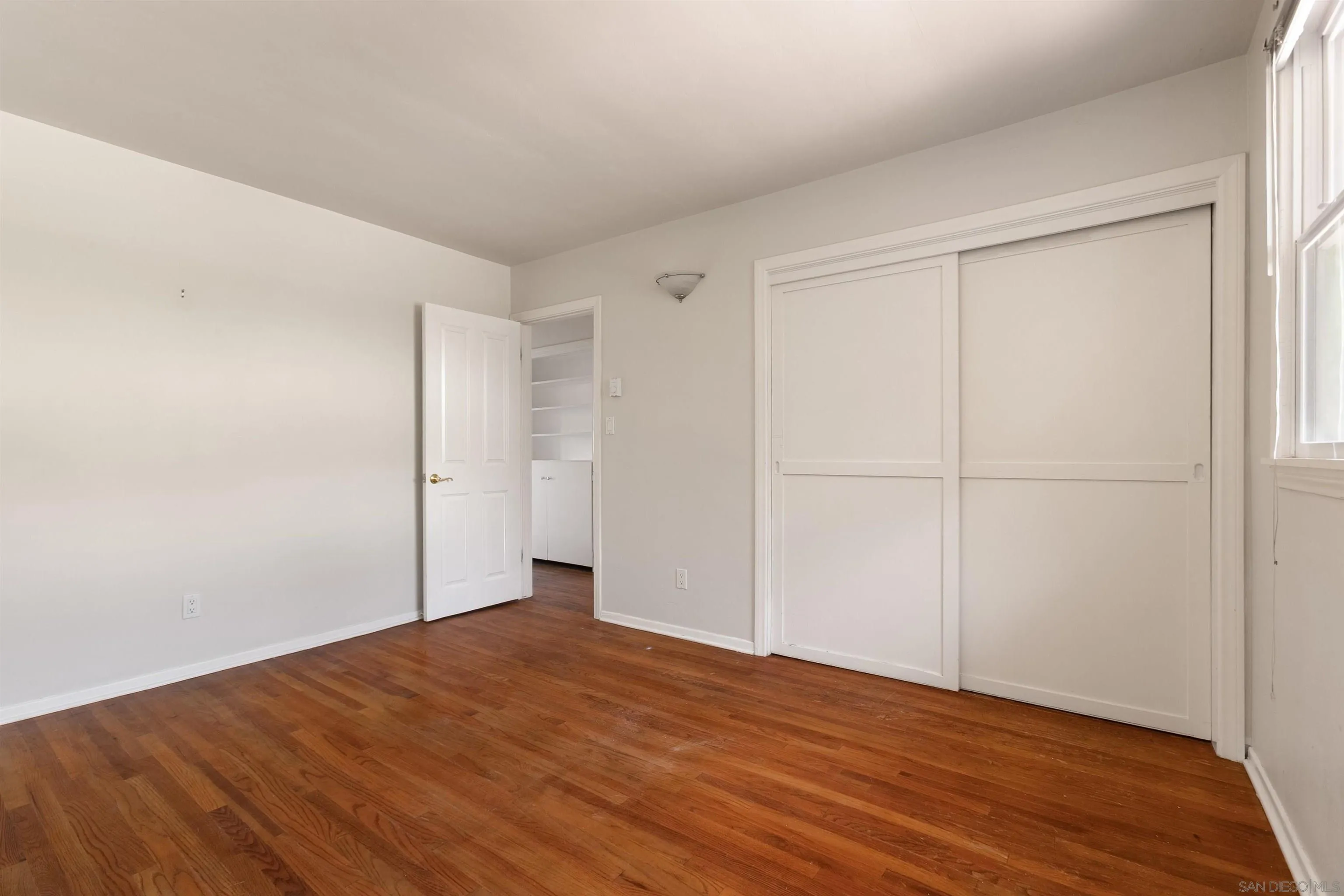 https://cdn.realtyfeed.com/cdn/127/260023054/25e5daefb7355eebf99c05c1715a77f1.webp