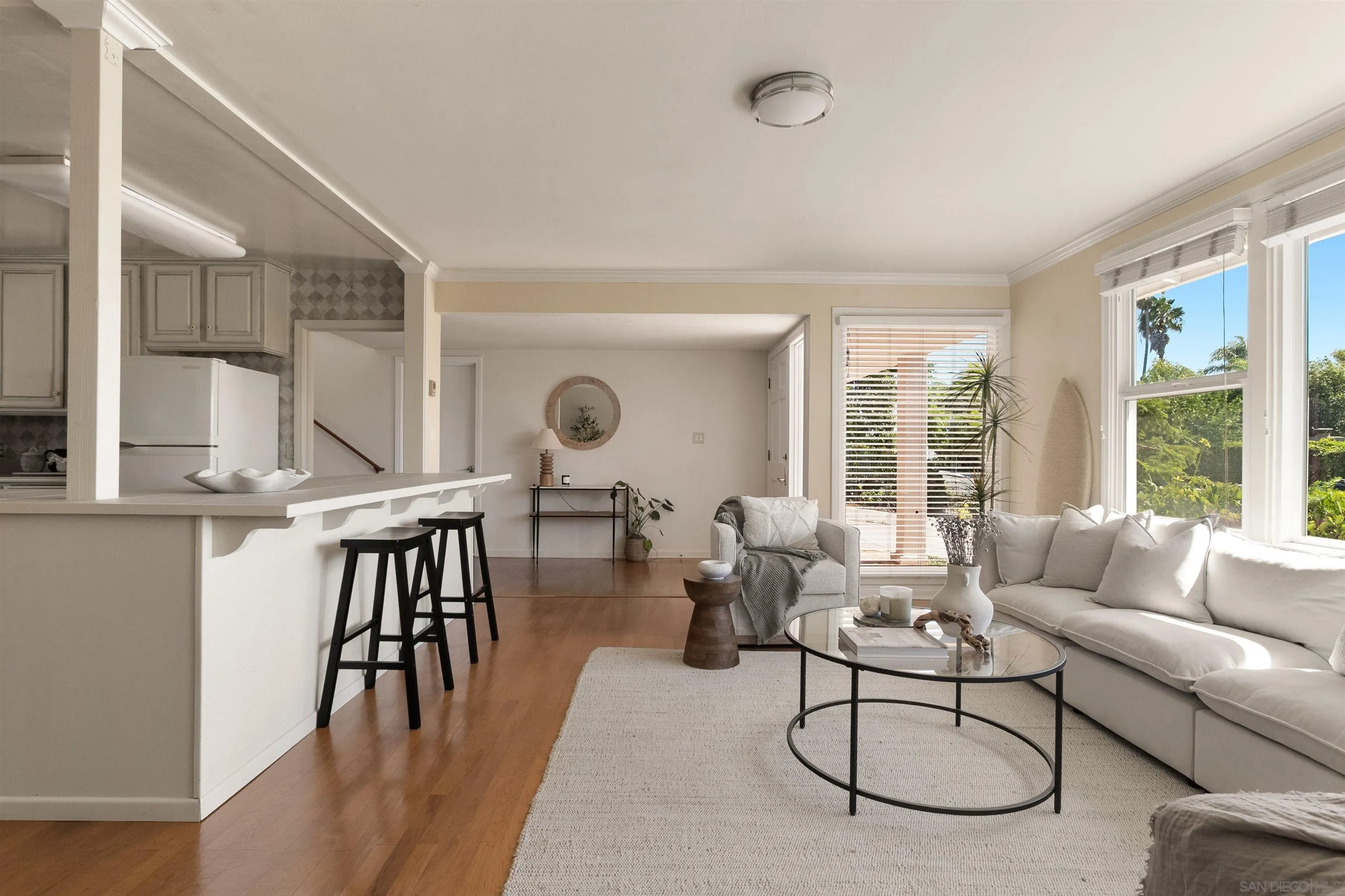 https://cdn.realtyfeed.com/cdn/127/260023054/4842a4c19fd2746b034a9d7affb7e328.webp