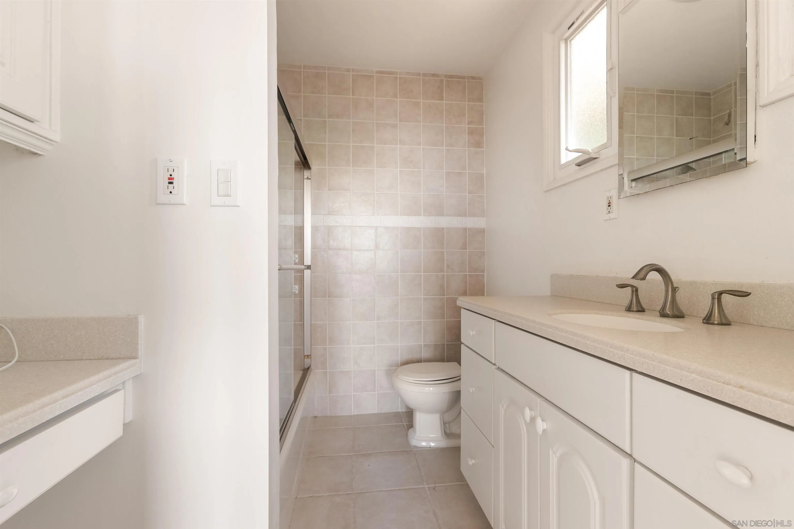 https://cdn.realtyfeed.com/cdn/127/260023054/e871f98cb550b250723511b524ded079.webp