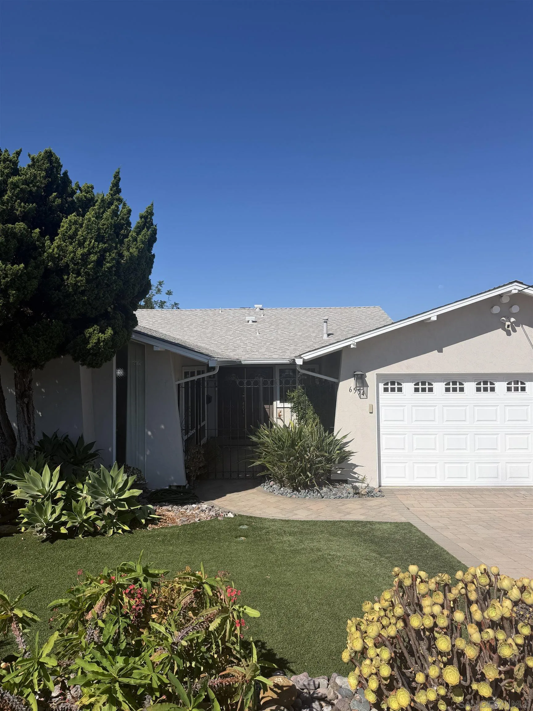 6554 Bantam Lake Ave, San Diego, CA 92119 - Main photo, San Diego, CA