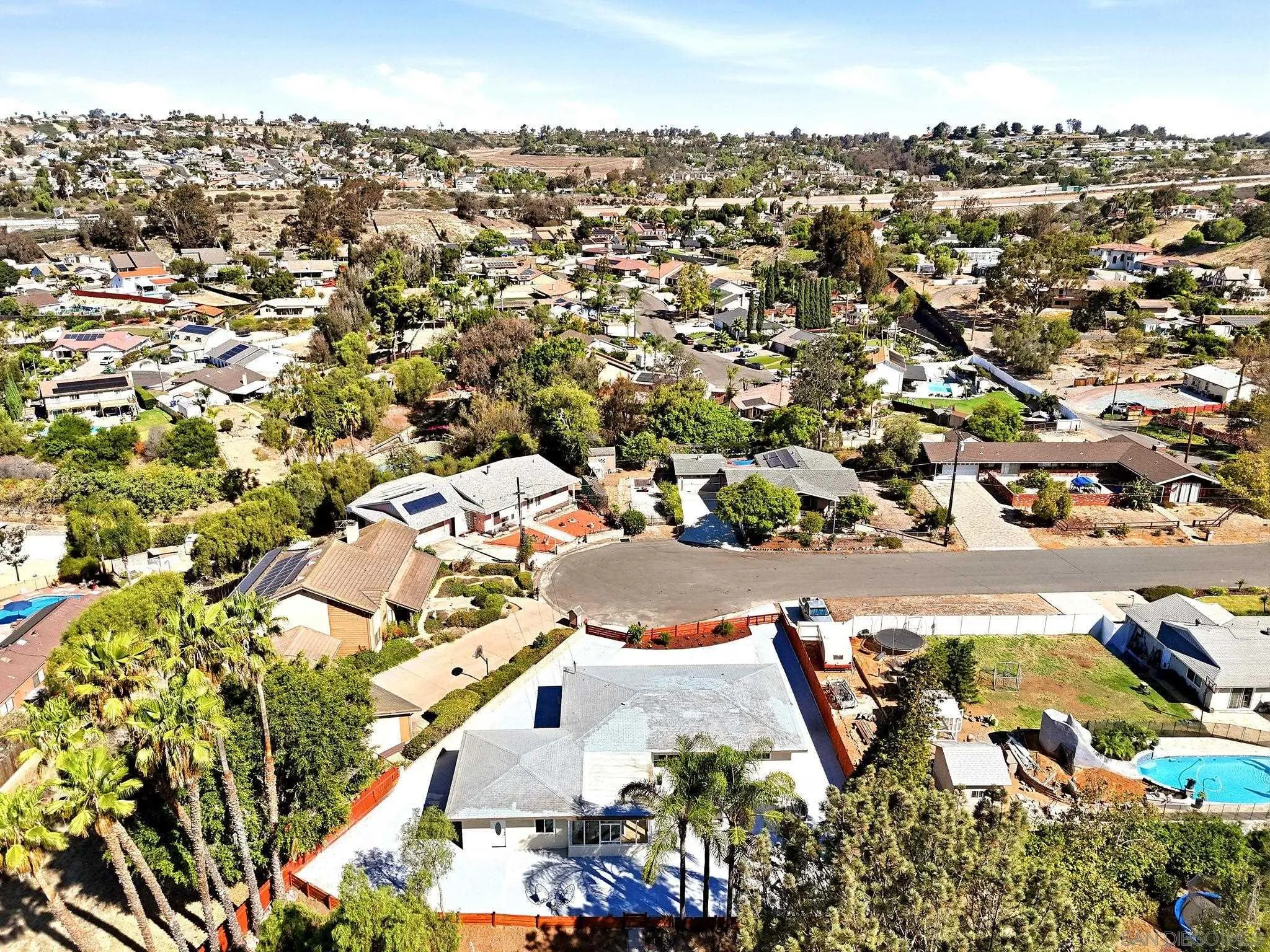 https://cdn.realtyfeed.com/cdn/127/260023063/0daaf9ded1b28bb64d35a1d8eef8d16e.webp