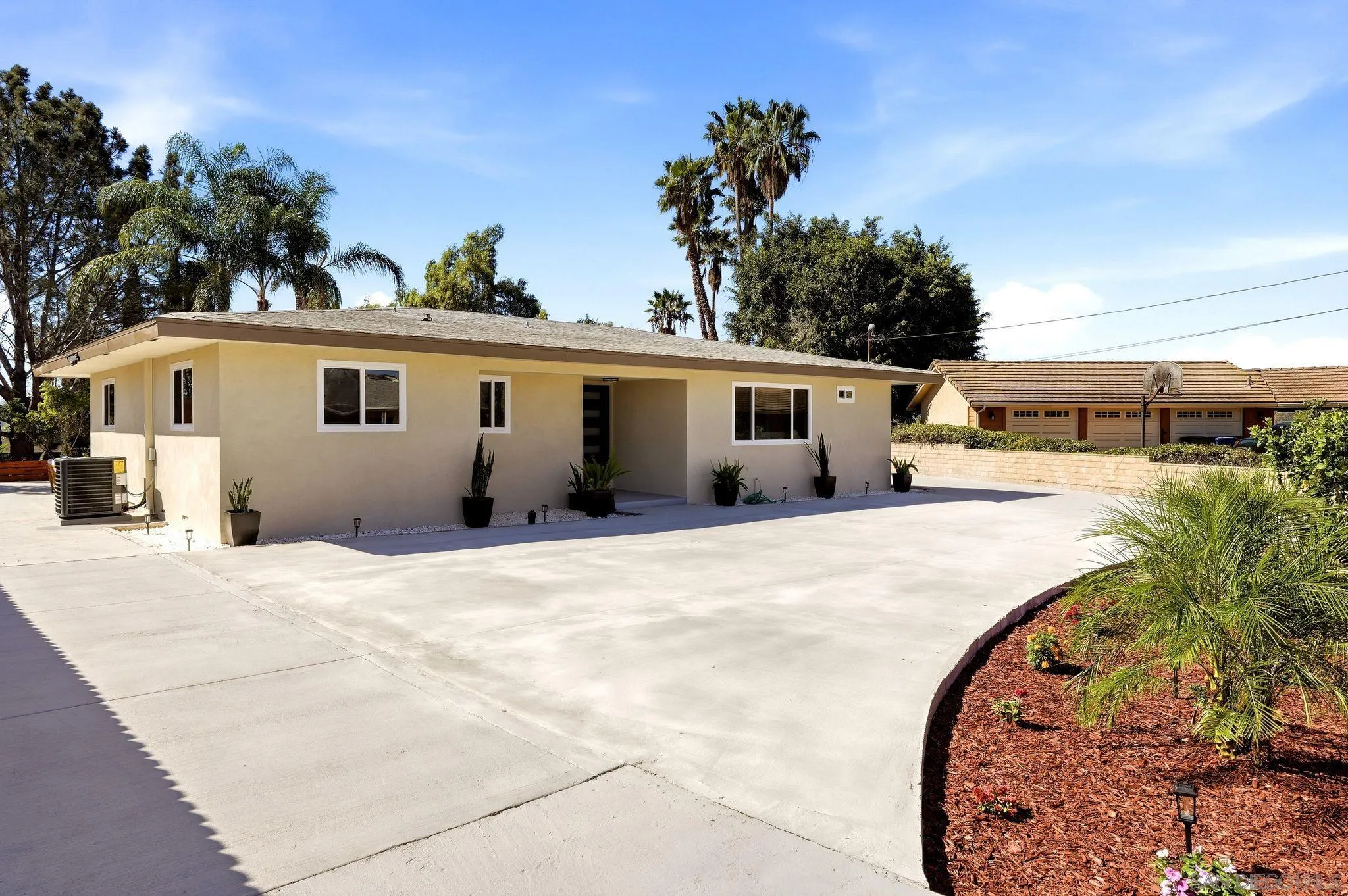 https://cdn.realtyfeed.com/cdn/127/260023063/10cb7e77fd6a110e49f7aaea6464b5ca.webp