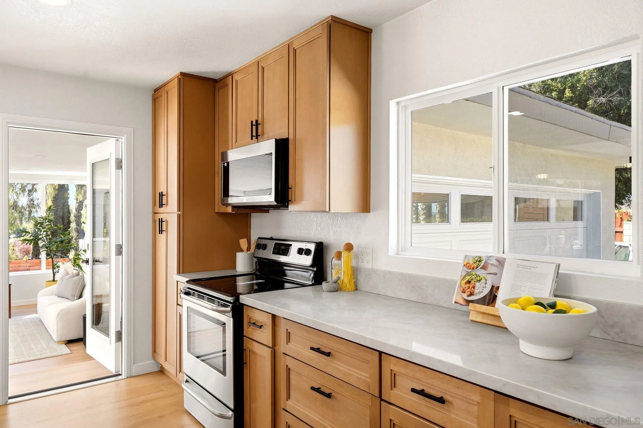 https://cdn.realtyfeed.com/cdn/127/260023063/7aeb61741881a13bc2052f9e851cad23.webp