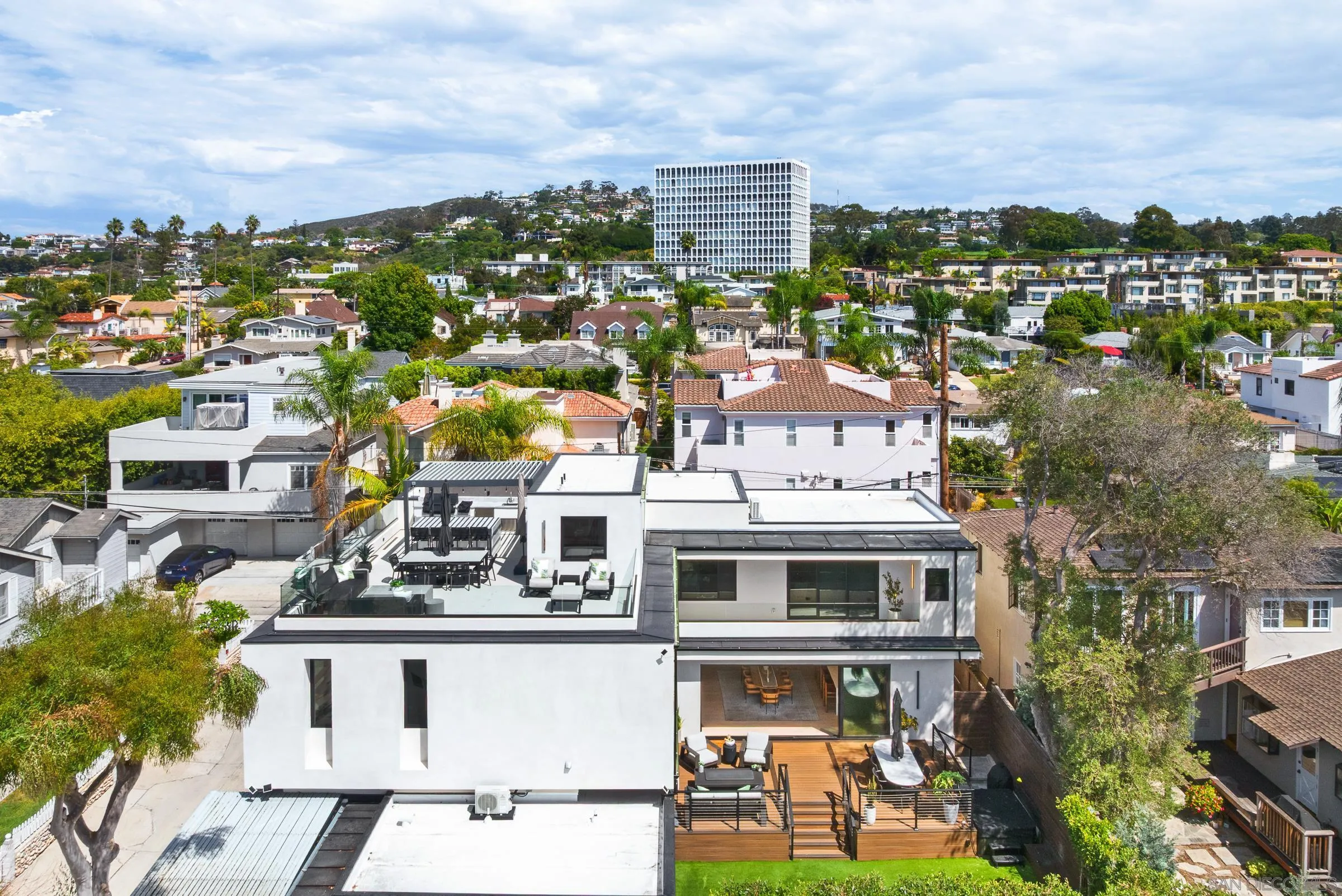 https://cdn.realtyfeed.com/cdn/127/260023065/03a10a4dce8437c33dbe8281abe87891.webp