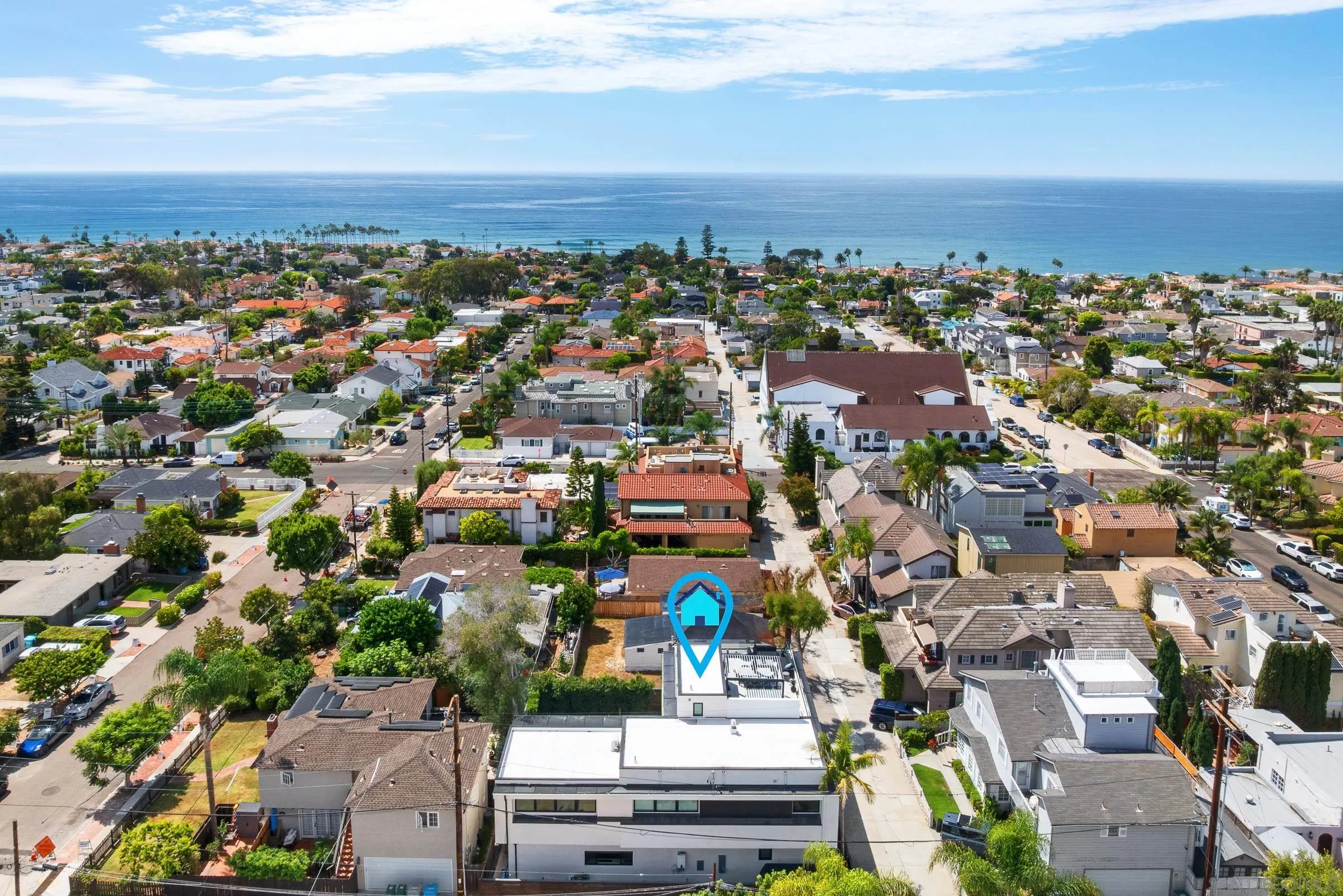 https://cdn.realtyfeed.com/cdn/127/260023065/04f7ded7ce7548966dca63818a4edc2a.webp