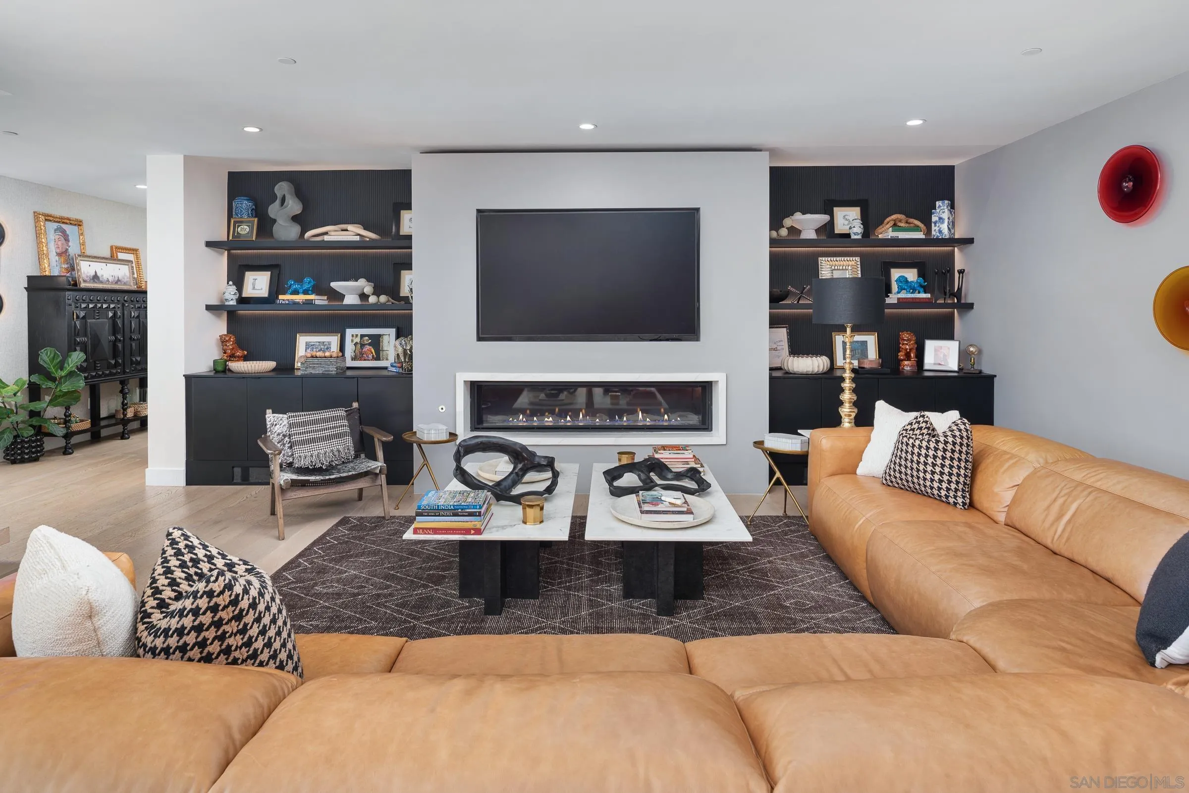 https://cdn.realtyfeed.com/cdn/127/260023065/096e92ed52047f4bbf8bee69a8ca5616.webp