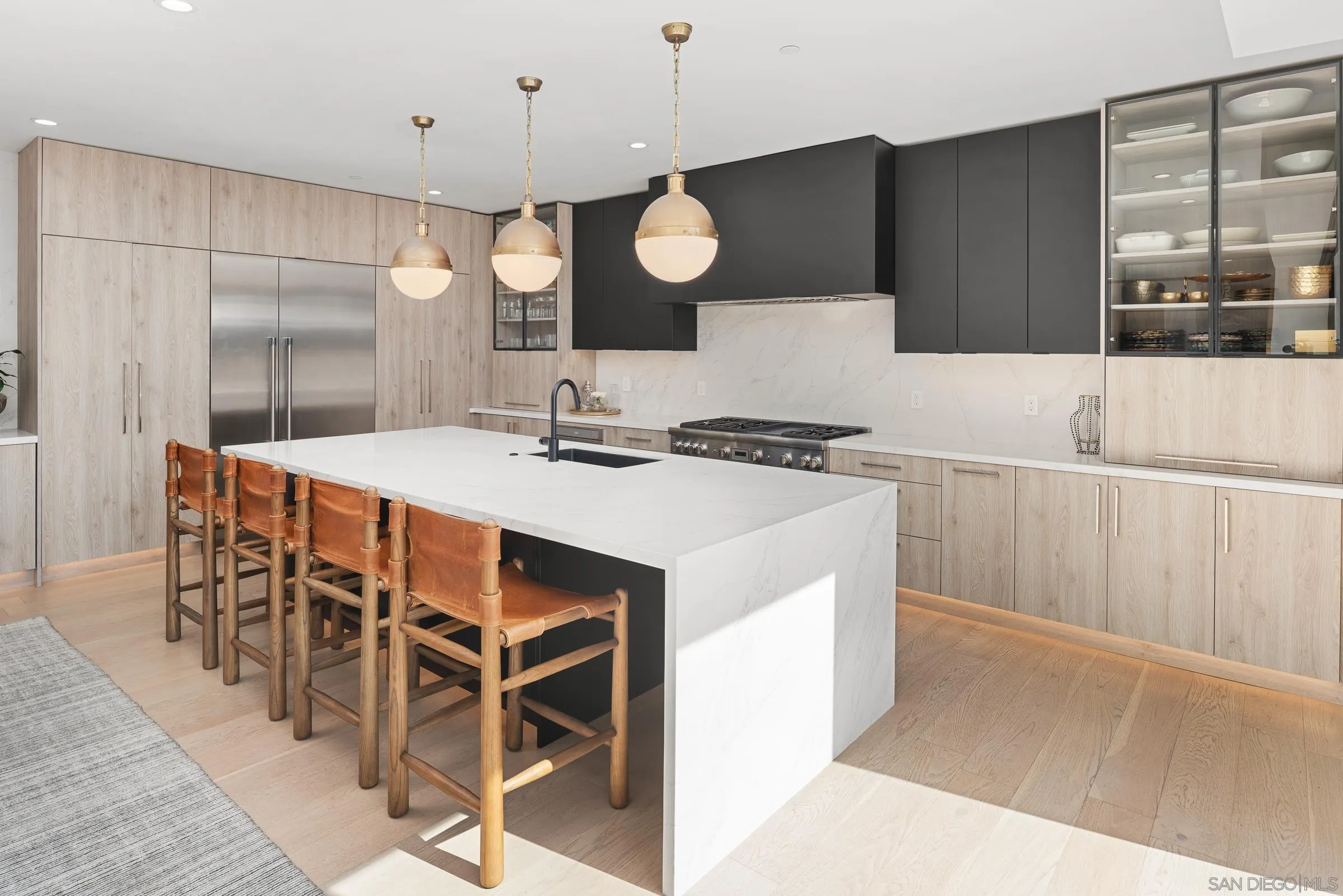 https://cdn.realtyfeed.com/cdn/127/260023065/12f9ca4d2ee1cc9e329be07787643dca.webp