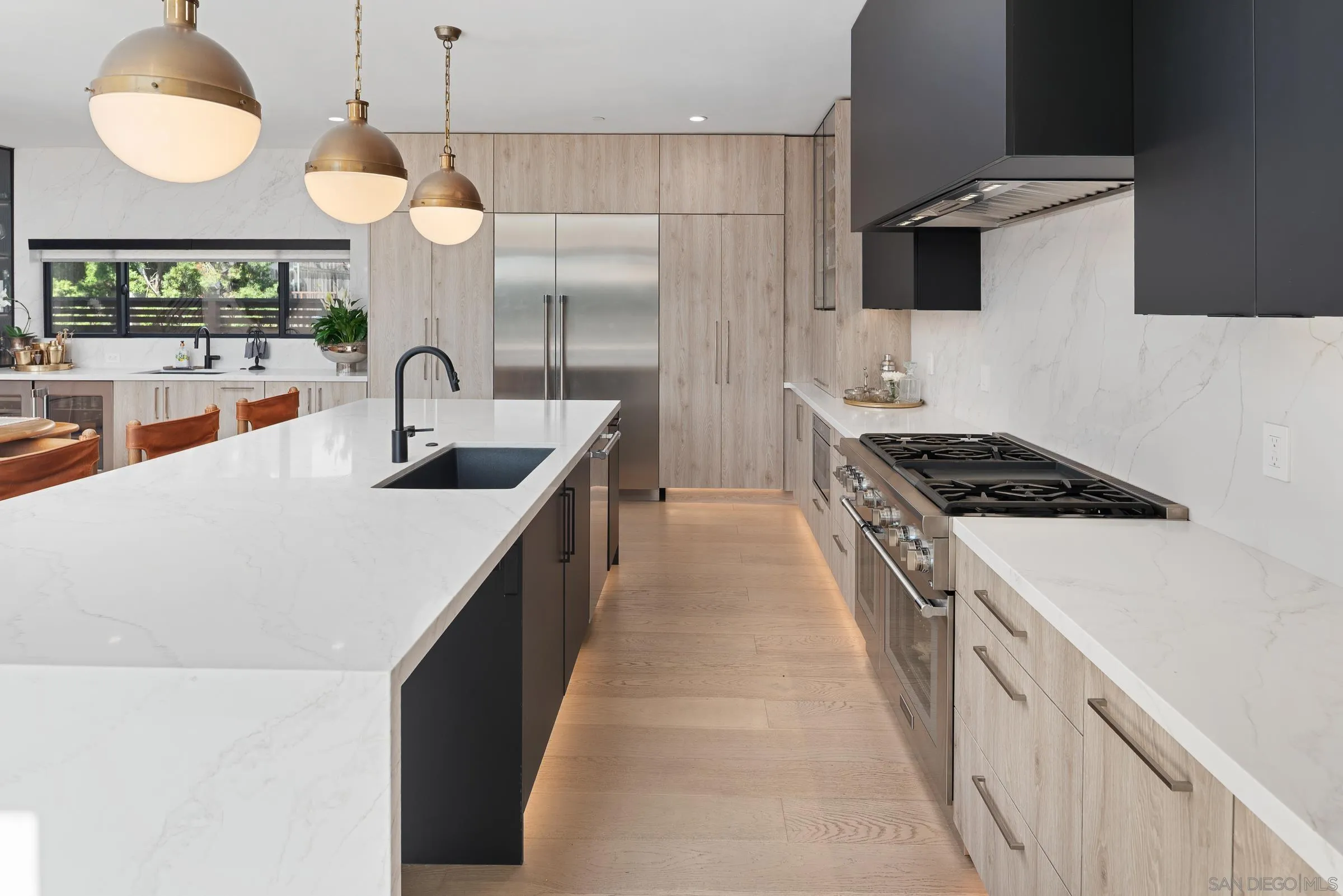 https://cdn.realtyfeed.com/cdn/127/260023065/24ba795b843b37a0e72c7c1f52231e4f.webp