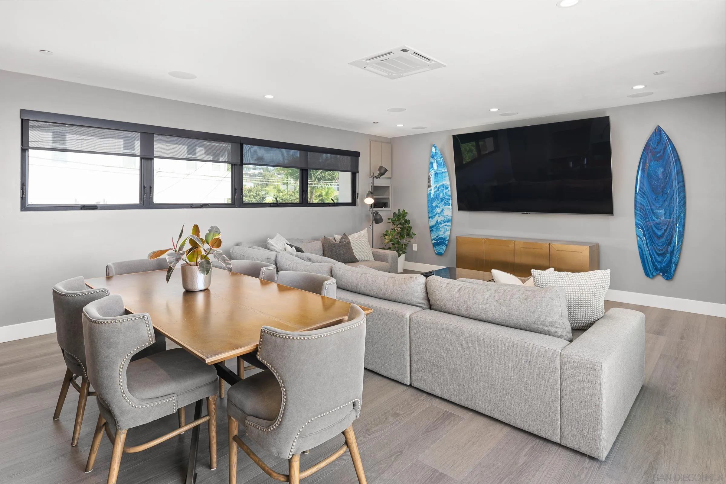 https://cdn.realtyfeed.com/cdn/127/260023065/2b8389c627136d12c6d7a611132dbaec.webp
