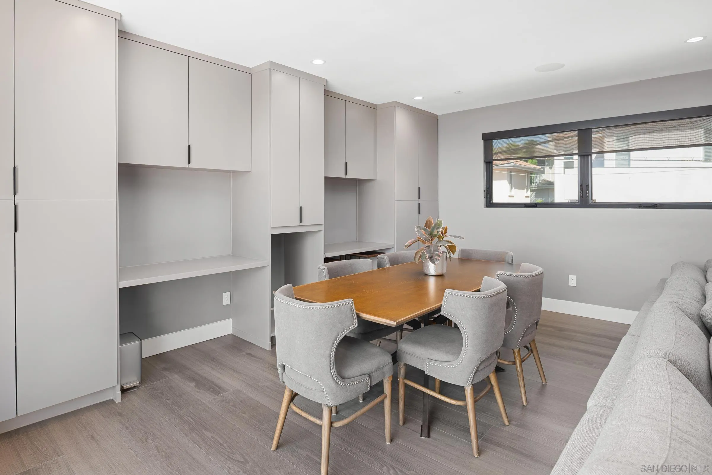 https://cdn.realtyfeed.com/cdn/127/260023065/2f8f80c6db3b472dbe006638e8077db3.webp