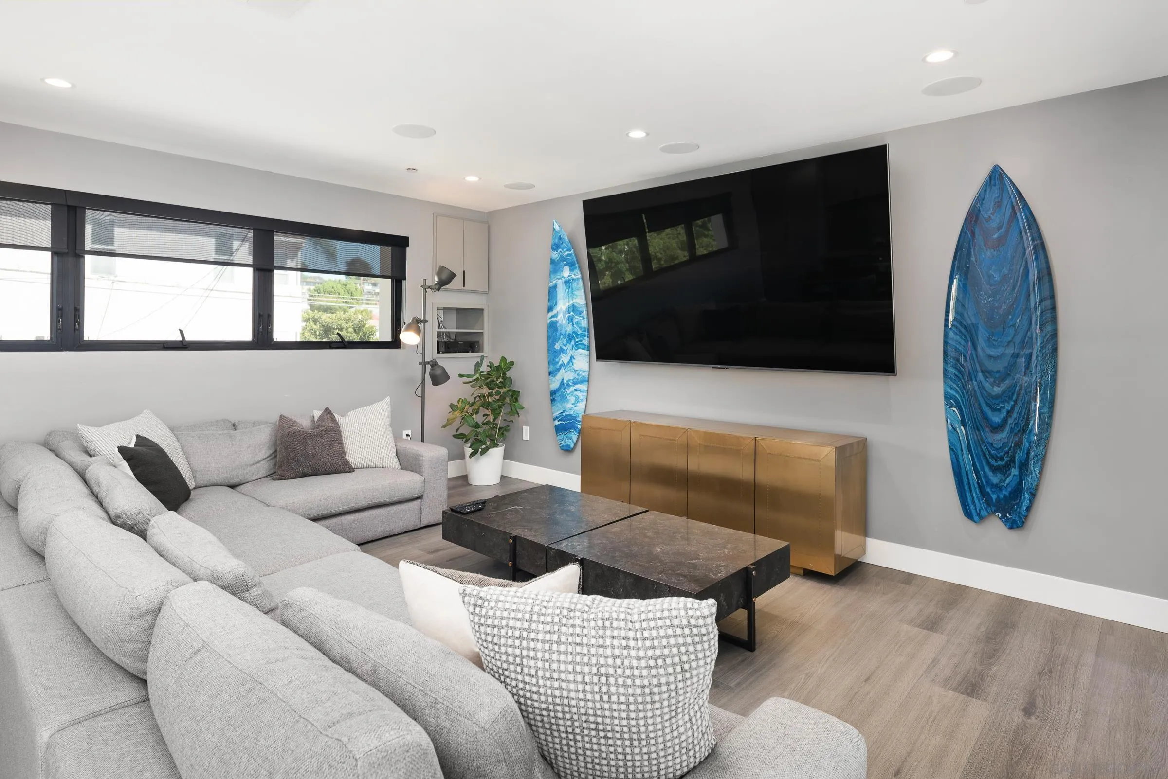 https://cdn.realtyfeed.com/cdn/127/260023065/569784704e17a178d5f58efdbeea0adf.webp