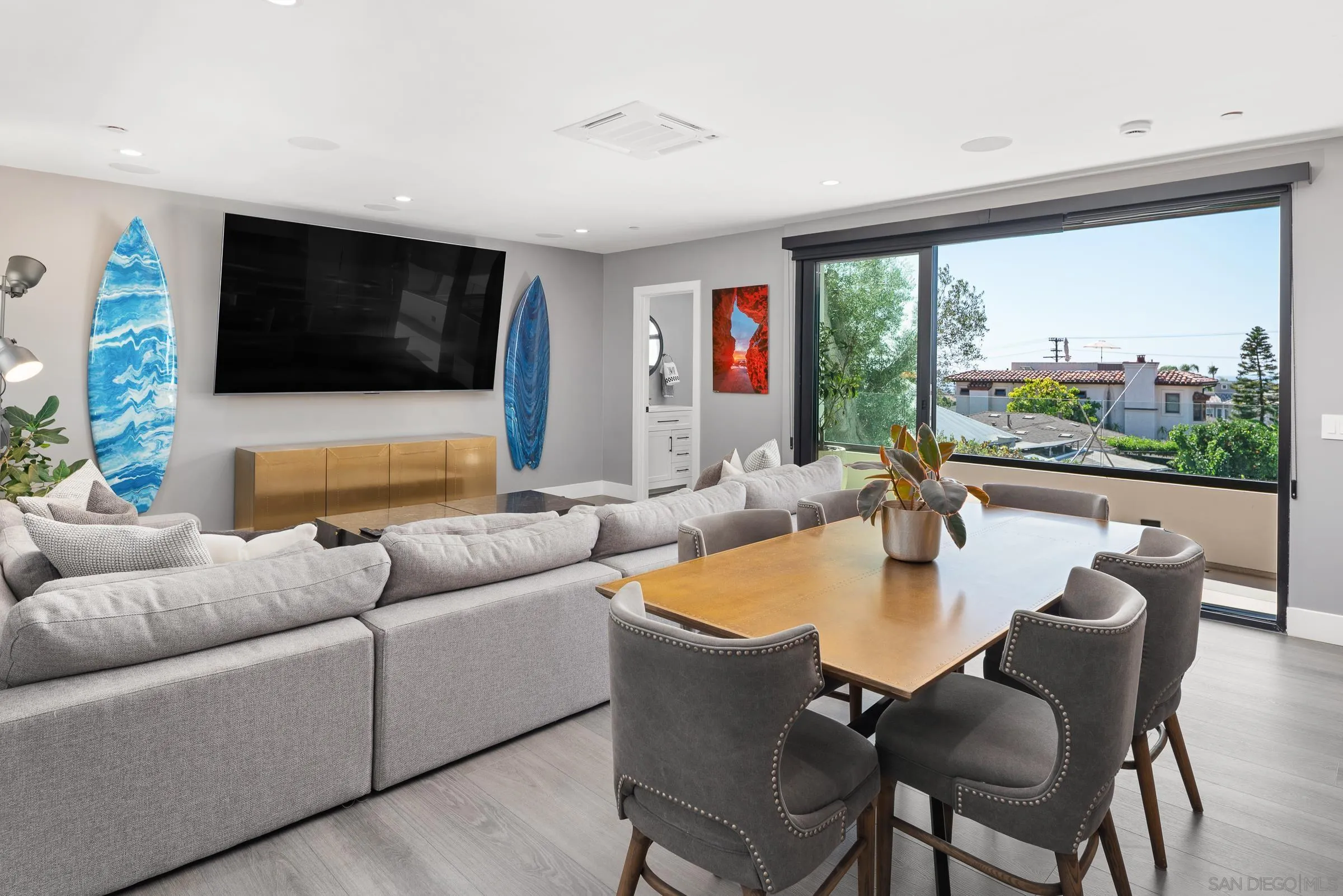 https://cdn.realtyfeed.com/cdn/127/260023065/5d1c1660b1bc45e952008a33aab8ff41.webp